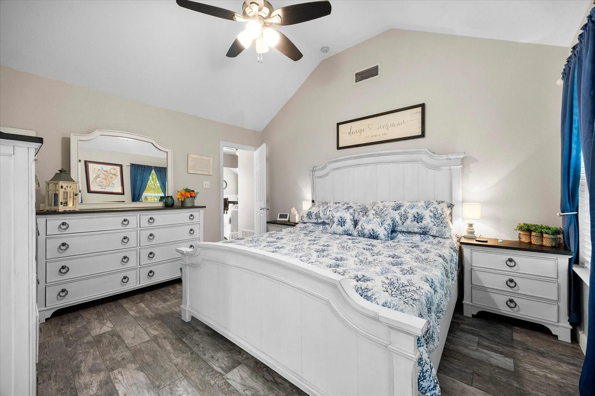 Single Family Residence For Sale in Ellis County , 303 Anita Lane, Waxahachie, Texas 75165, 4 Bedroom, 4 Bathroom, 2 Garage spaces, 2,095 Sqft, built in 1993, mls#21276981, Real Estate Agent in Waxahachie, Homes For Sale in Ellis county, Homes For Sale in Waxahachie, Realtor in Waxahachie Texas, Real Estate Brokerage Independent Realty Texas, Luminita Cordes Realtor