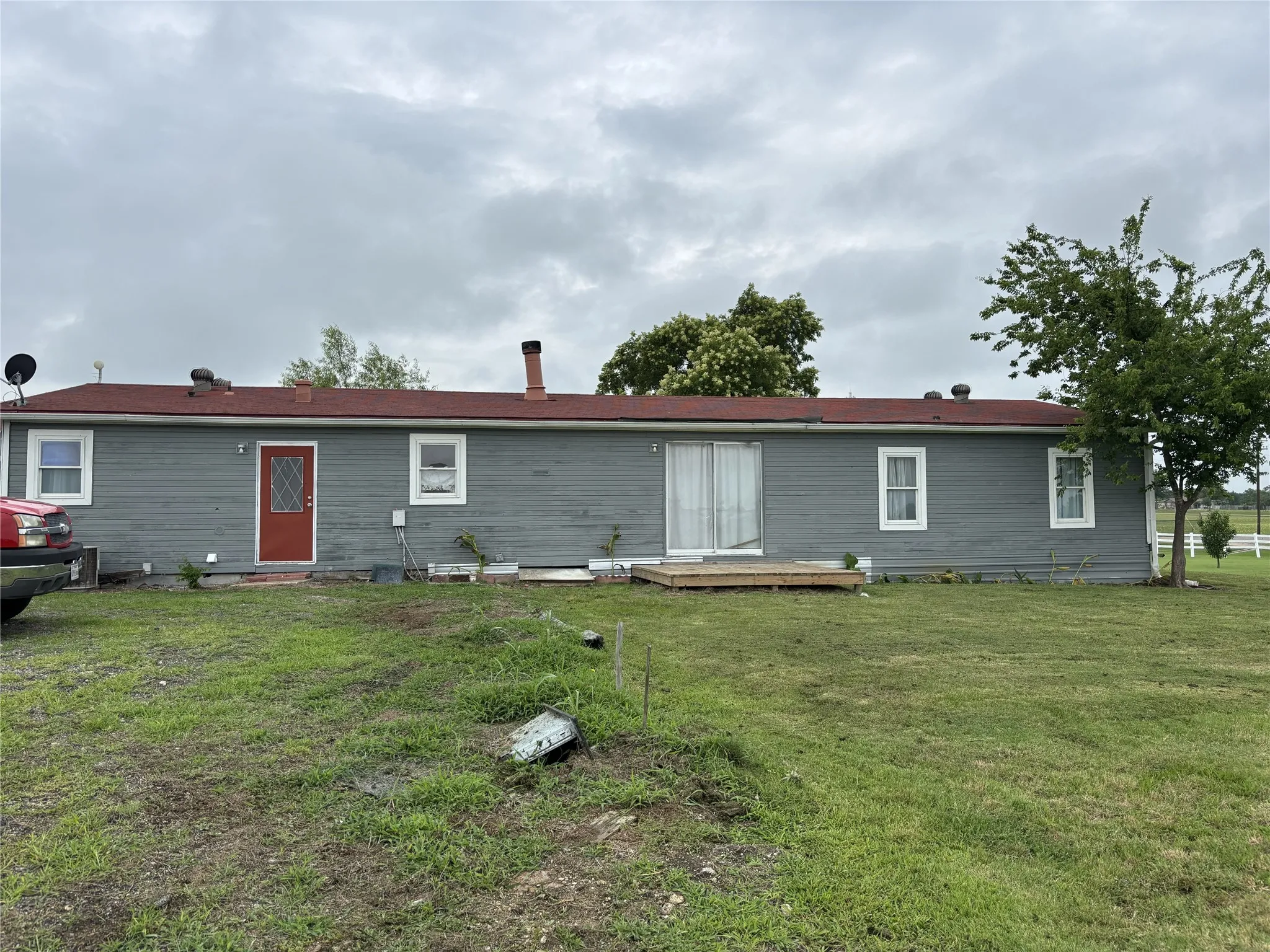 Mobile Home For Sale in Hunt County , 1760 County Road 2277, Quinlan, Texas 75474, 4 Bedrooms, 2 Bathrooms, 2 Garage spaces, 1,876 Sqft, built in 1999, Price $249,000, mls#21278941, Real Estate Agent in Quinlan, Homes For Sale in Hunt county, Homes For Sale in Quinlan, Realtor in Quinlan Texas, Real Estate Brokerage Independent Realty Texas, Luminita Cordes Realtor