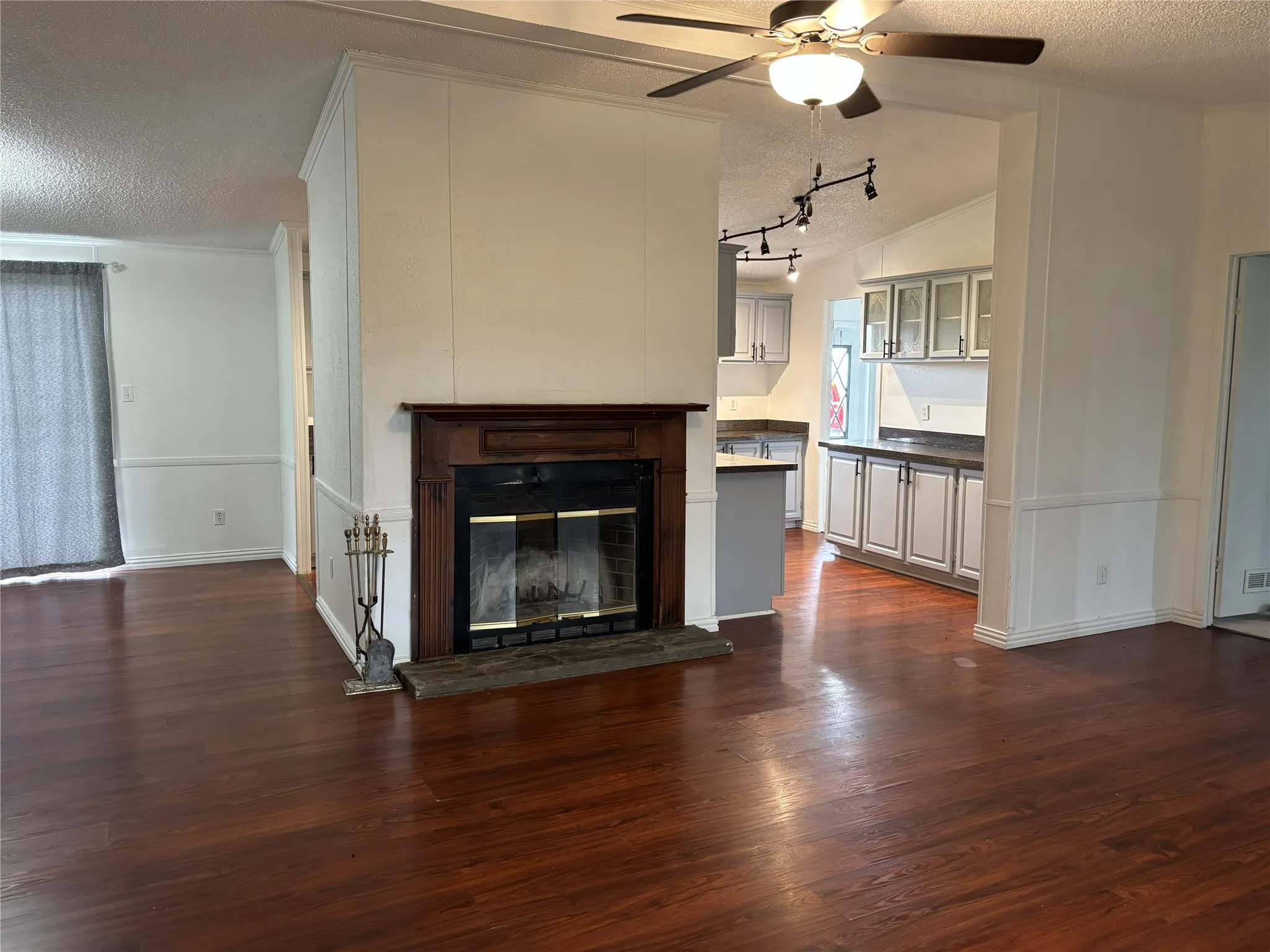 Mobile Home For Sale in Hunt County , 1760 County Road 2277, Quinlan, Texas 75474, 4 Bedrooms, 2 Bathrooms, 2 Garage spaces, 1,876 Sqft, built in 1999, Price $249,000, mls#21278941, Real Estate Agent in Quinlan, Homes For Sale in Hunt county, Homes For Sale in Quinlan, Realtor in Quinlan Texas, Real Estate Brokerage Independent Realty Texas, Luminita Cordes Realtor