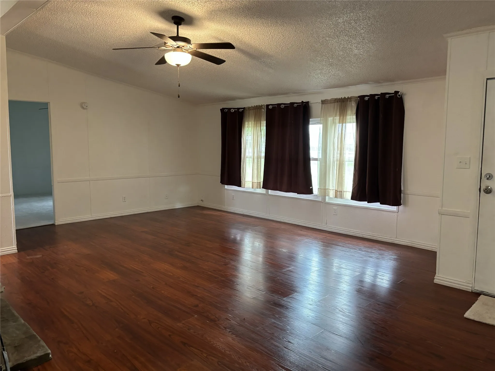 Mobile Home For Sale in Hunt County , 1760 County Road 2277, Quinlan, Texas 75474, 4 Bedrooms, 2 Bathrooms, 2 Garage spaces, 1,876 Sqft, built in 1999, Price $249,000, mls#21278941, Real Estate Agent in Quinlan, Homes For Sale in Hunt county, Homes For Sale in Quinlan, Realtor in Quinlan Texas, Real Estate Brokerage Independent Realty Texas, Luminita Cordes Realtor