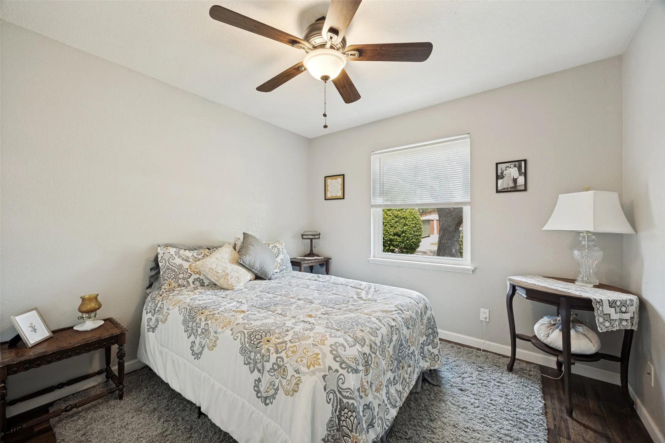 Single Family Residence For Sale in Dallas County , 1413 Lorrie Drive, Richardson, Texas 75080, 3 Bedroom, 2 Bathroom, 1 Garage spaces, 1,239 Sqft, built in 1963, mls#21278747, Real Estate Agent in Richardson, Homes For Sale in Dallas county, Homes For Sale in Richardson, Realtor in Richardson Texas, Real Estate Brokerage Independent Realty Texas, Luminita Cordes Realtor