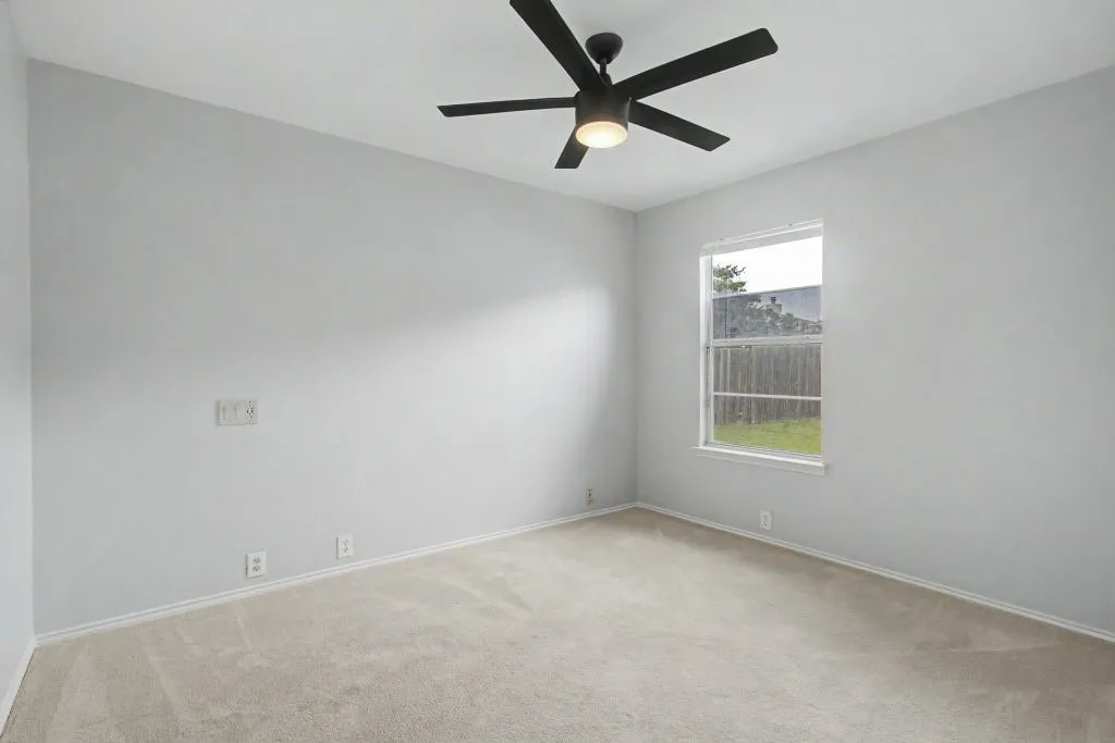 Single Family Residence For Sale in Tarrant County , 1400 Horseshoe Bend Court, Fort Worth, Texas 76131, 3 Bedrooms, 2 Bathrooms, 2 Garage spaces, 1,776 Sqft, built in 2003, Price $279,786, mls#21279391, Real Estate Agent in Fort Worth, Homes For Sale in Tarrant county, Homes For Sale in Fort Worth, Realtor in Fort Worth Texas, Real Estate Brokerage Independent Realty Texas, Luminita Cordes Realtor