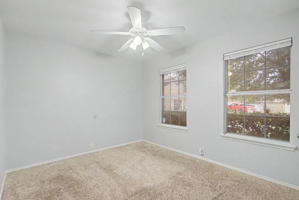 Single Family Residence For Sale in Tarrant County , 1400 Horseshoe Bend Court, Fort Worth, Texas 76131, 3 Bedrooms, 2 Bathrooms, 2 Garage spaces, 1,776 Sqft, built in 2003, Price $279,786, mls#21279391, Real Estate Agent in Fort Worth, Homes For Sale in Tarrant county, Homes For Sale in Fort Worth, Realtor in Fort Worth Texas, Real Estate Brokerage Independent Realty Texas, Luminita Cordes Realtor