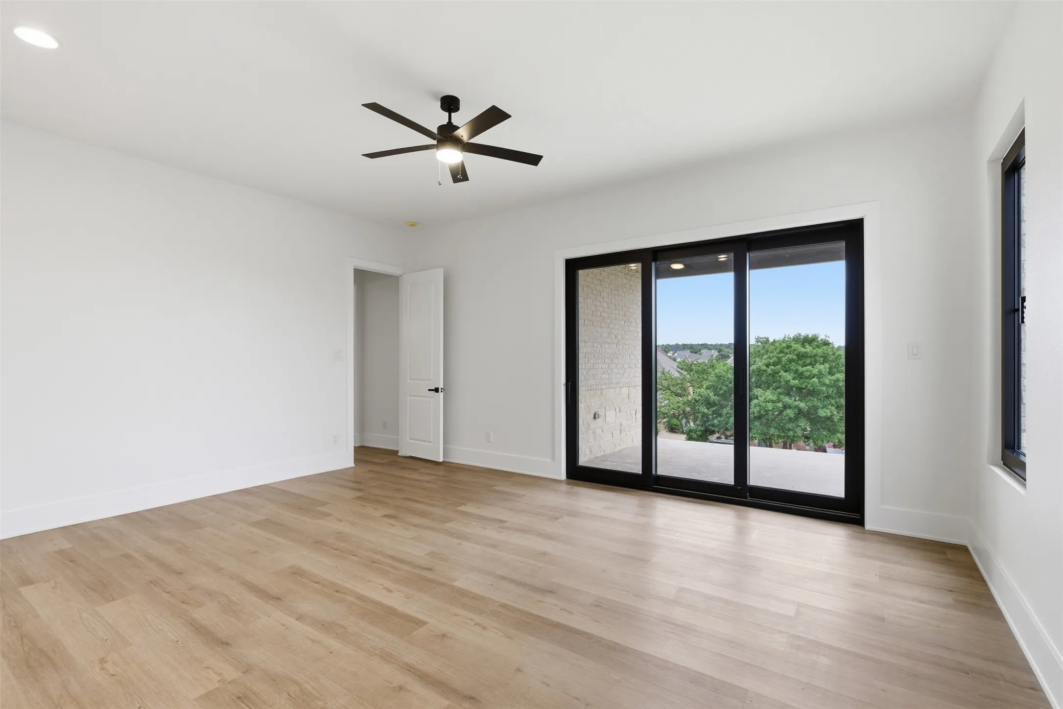 Single Family Residence For Sale in Tarrant County , 4513 Fair Creek Terrace, Fort Worth, Texas 76008, 4 Bedroom, 4 Bathroom, 2 Garage spaces, 3,919 Sqft, built in 2024, mls#21278915, Real Estate Agent in Fort Worth, Homes For Sale in Tarrant county, Homes For Sale in Fort Worth, Realtor in Fort Worth Texas, Real Estate Brokerage Independent Realty Texas, Luminita Cordes Realtor