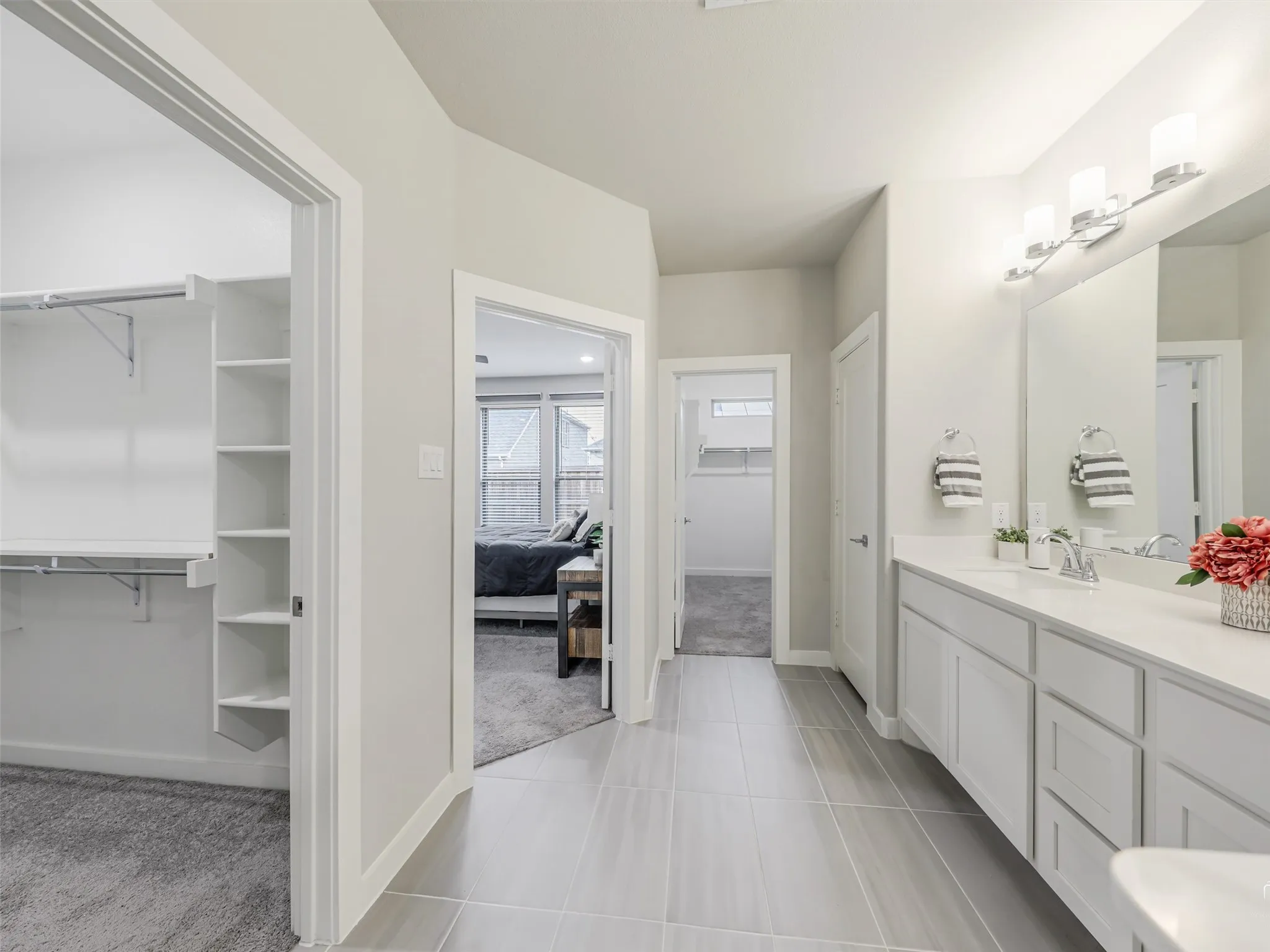 2 oversized walk in his/hers closets and seperate linen closet.