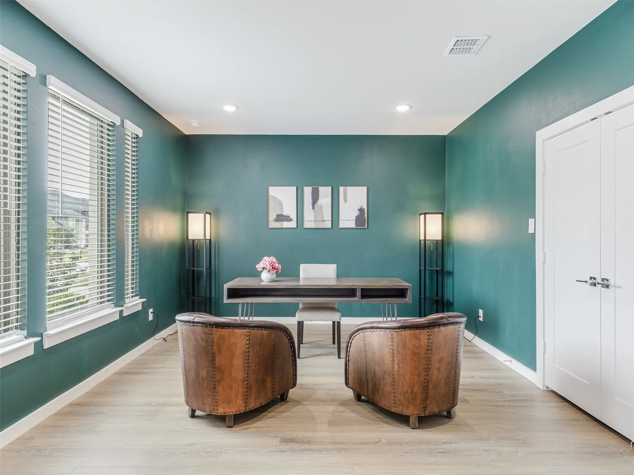 Single Family Residence For Sale in Collin County , 1201 Sweetleaf Street, Melissa, Texas 75454, 6 Bedroom, 4 Bathroom, 2 Garage spaces, 4,255 Sqft, built in 2022, mls#21278542, Real Estate Agent in Melissa, Homes For Sale in Collin county, Homes For Sale in Melissa, Realtor in Melissa Texas, Real Estate Brokerage Independent Realty Texas, Luminita Cordes Realtor
