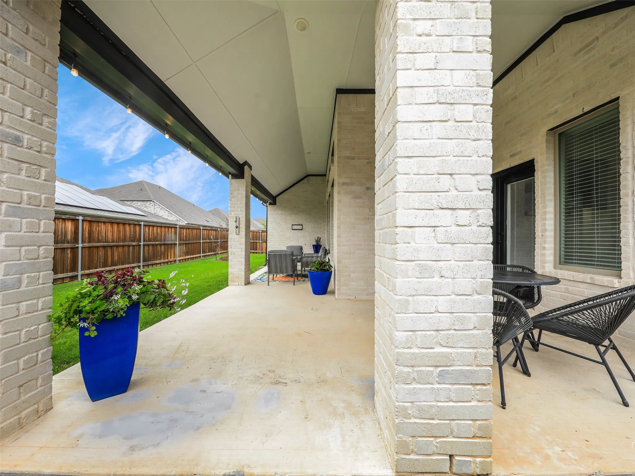 Wonderfully spacious! Bring your grill!
