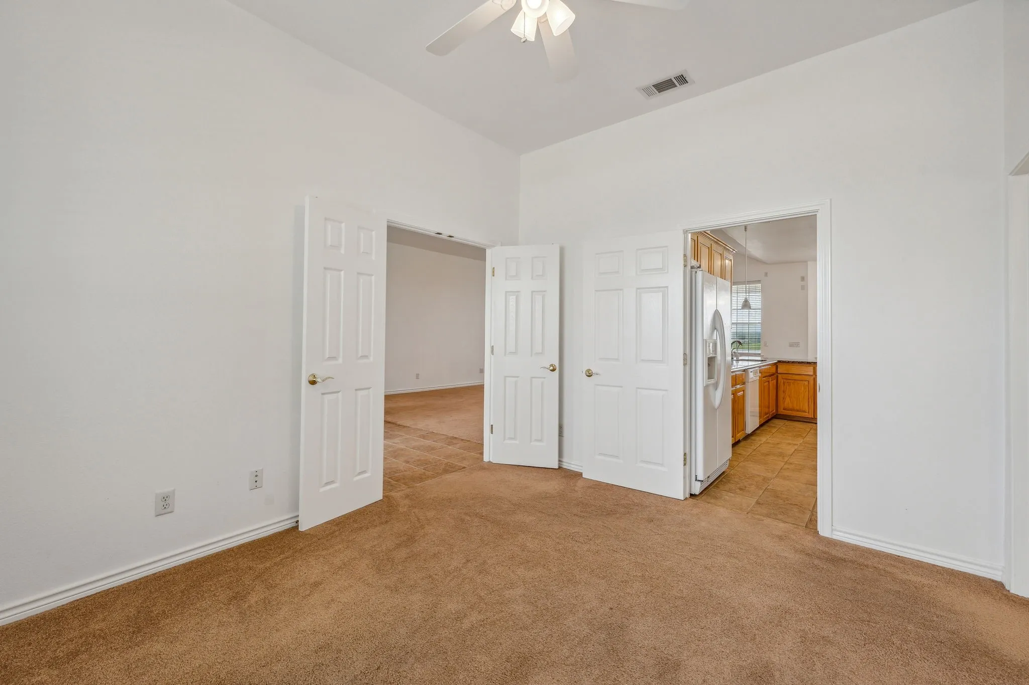 Single Family Residence For Sale in Comanche County , 651 Comanche Lake Road, Comanche, Texas 76442, 3 Bedroom, 3 Bathroom, 2 Garage spaces, 2,495 Sqft, built in 2004, mls#21276772, Real Estate Agent in Comanche, Homes For Sale in Comanche county, Homes For Sale in Comanche, Realtor in Comanche Texas, Real Estate Brokerage Independent Realty Texas, Luminita Cordes Realtor