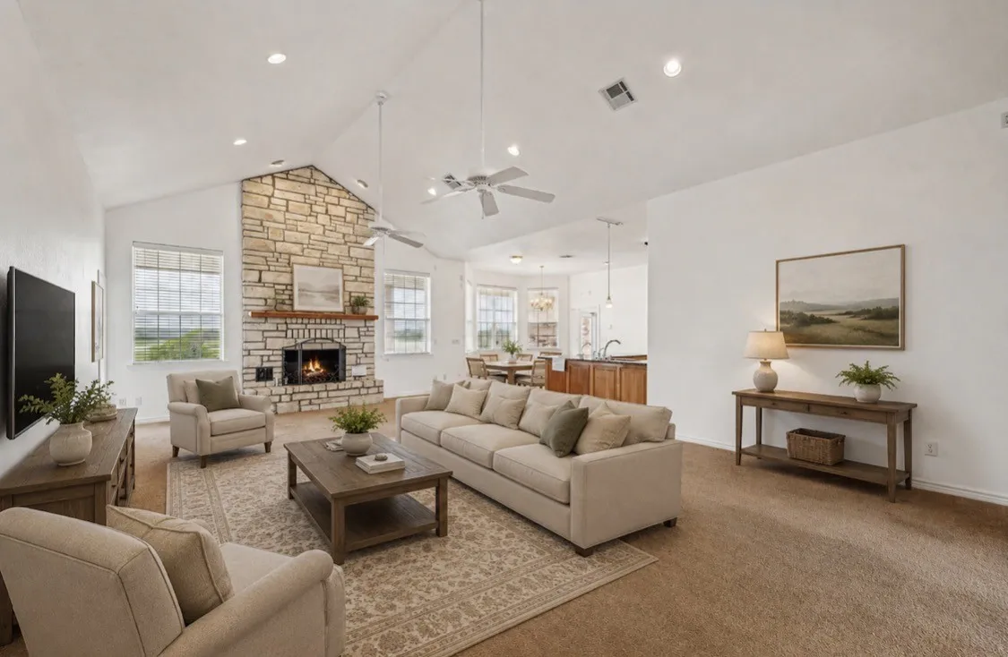 Single Family Residence For Sale in Comanche County , 651 Comanche Lake Road, Comanche, Texas 76442, 3 Bedroom, 3 Bathroom, 2 Garage spaces, 2,495 Sqft, built in 2004, mls#21276772, Real Estate Agent in Comanche, Homes For Sale in Comanche county, Homes For Sale in Comanche, Realtor in Comanche Texas, Real Estate Brokerage Independent Realty Texas, Luminita Cordes Realtor