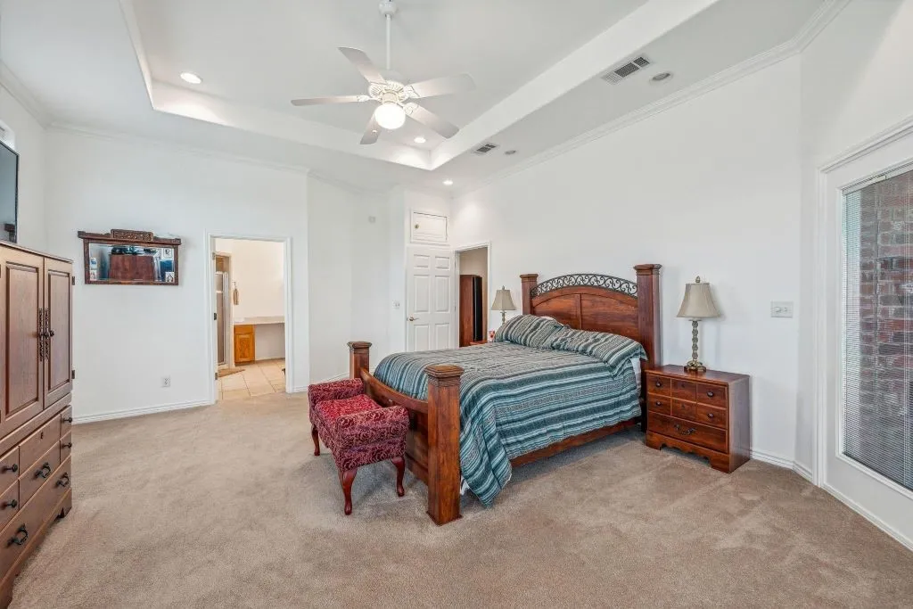 Single Family Residence For Sale in Comanche County , 641 Comanche Lake Road, Comanche, Texas 76442, 4 Bedroom, 3 Bathroom, 2 Garage spaces, 2,609 Sqft, built in 2004, mls#21276686, Real Estate Agent in Comanche, Homes For Sale in Comanche county, Homes For Sale in Comanche, Realtor in Comanche Texas, Real Estate Brokerage Independent Realty Texas, Luminita Cordes Realtor