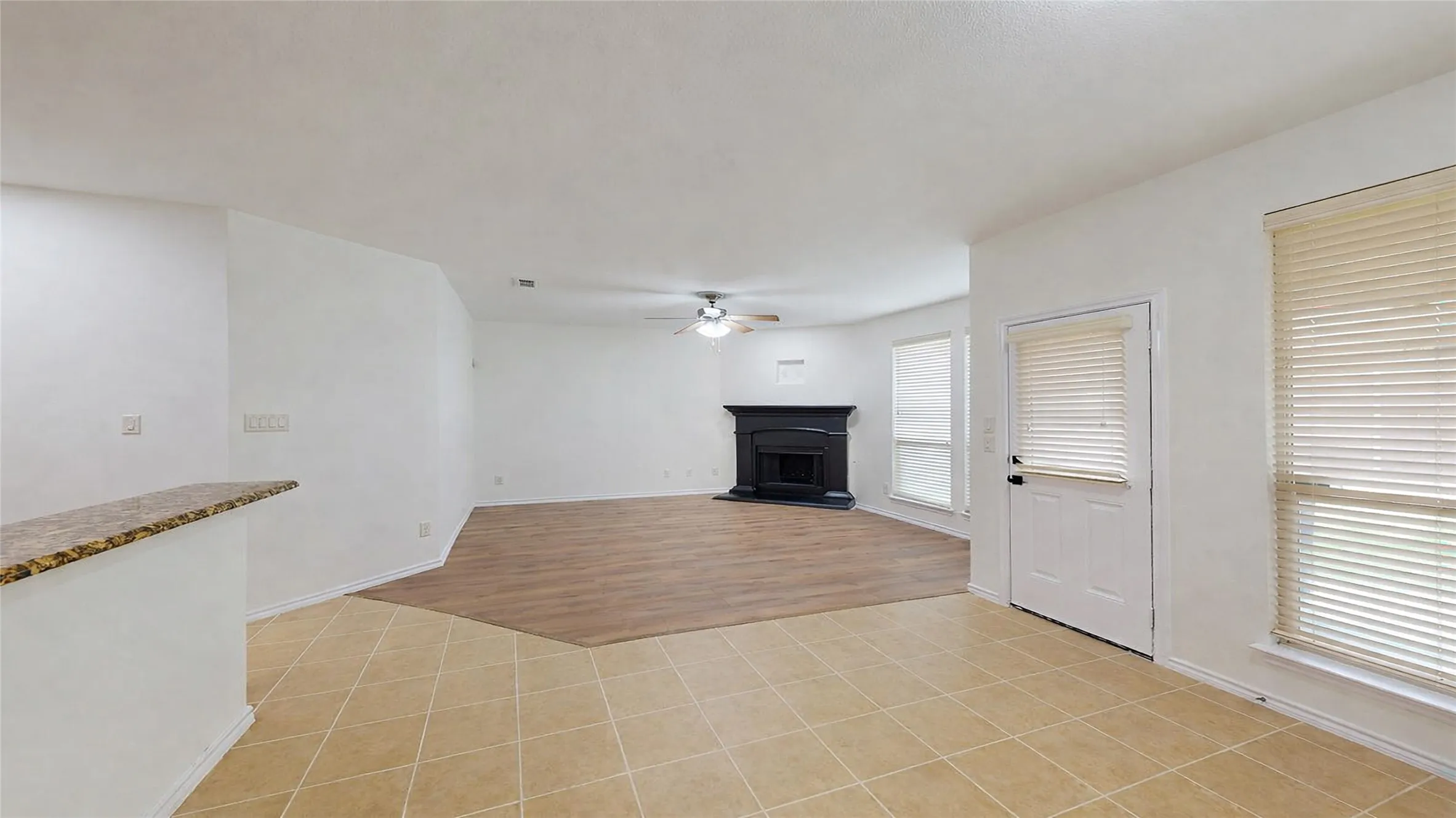 Single Family Residence For Sale in Denton County , 15817 Carlton Oaks Drive, Fort Worth, Texas 76177, 3 Bedroom, 2 Bathroom, 2 Garage spaces, 1,870 Sqft, built in 2013, mls#21279265, Real Estate Agent in Fort Worth, Homes For Sale in Denton county, Homes For Sale in Fort Worth, Realtor in Fort Worth Texas, Real Estate Brokerage Independent Realty Texas, Luminita Cordes Realtor