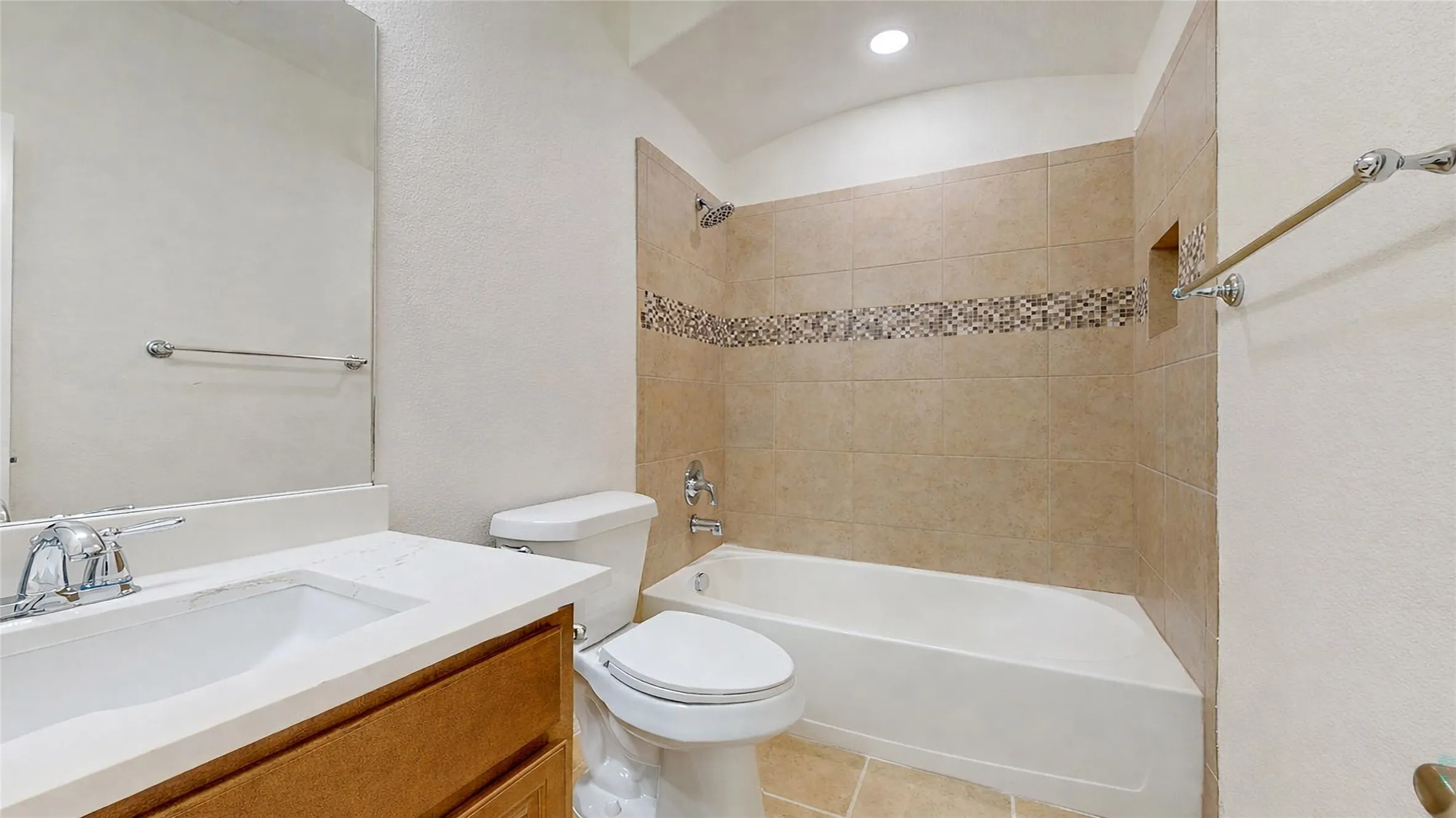 Single Family Residence For Sale in Denton County , 15817 Carlton Oaks Drive, Fort Worth, Texas 76177, 3 Bedroom, 2 Bathroom, 2 Garage spaces, 1,870 Sqft, built in 2013, mls#21279265, Real Estate Agent in Fort Worth, Homes For Sale in Denton county, Homes For Sale in Fort Worth, Realtor in Fort Worth Texas, Real Estate Brokerage Independent Realty Texas, Luminita Cordes Realtor