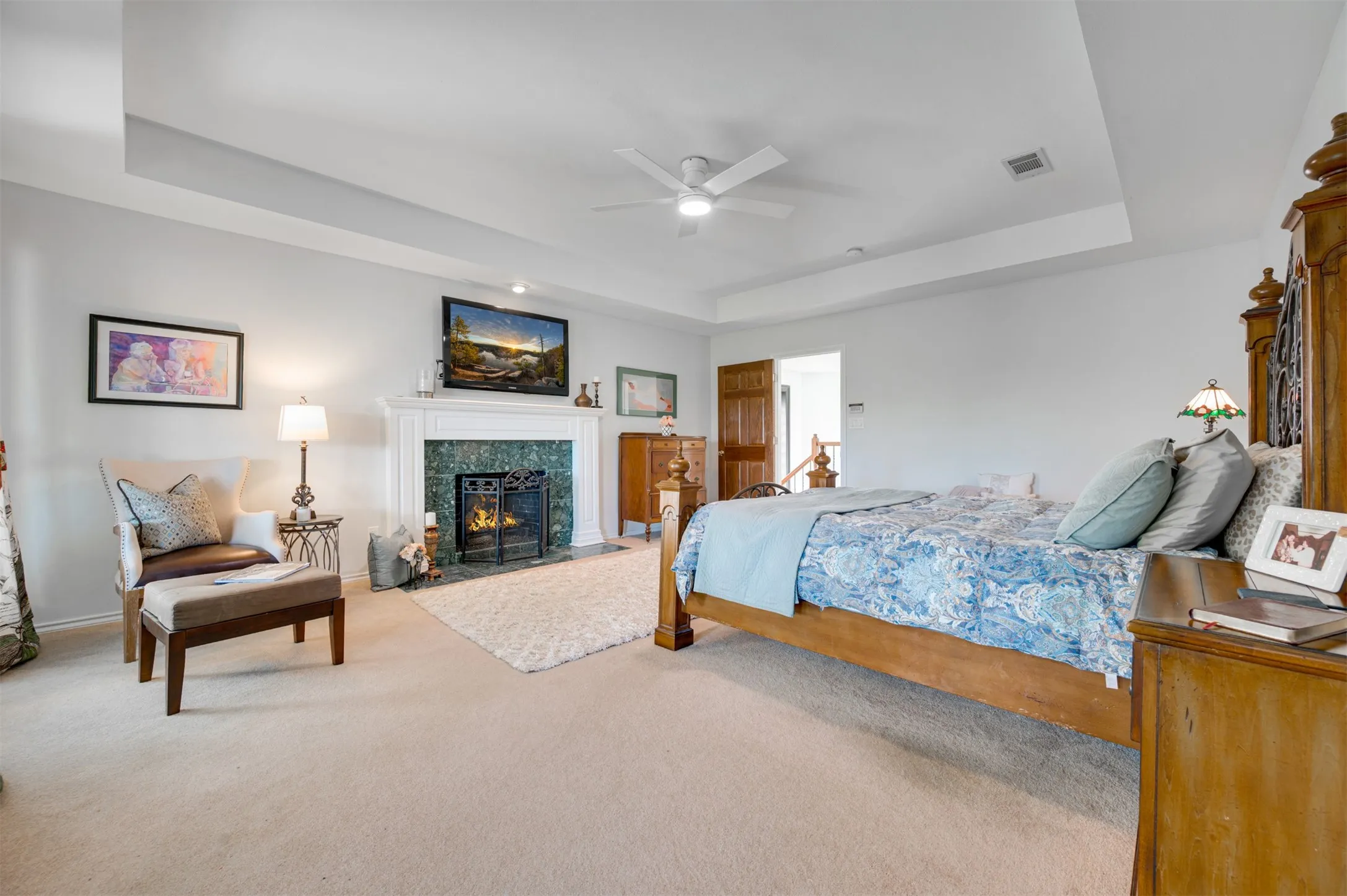 Single Family Residence For Sale in Henderson County , 2001 Rose Pointe, Athens, Texas 75752, 4 Bedrooms, 4 Bathrooms, 5 Garage spaces, 4,292 Sqft, built in 1997, Price $1,700,000, mls#21279488, Real Estate Agent in Athens, Homes For Sale in Henderson county, Homes For Sale in Athens, Realtor in Athens Texas, Real Estate Brokerage Independent Realty Texas, Luminita Cordes Realtor