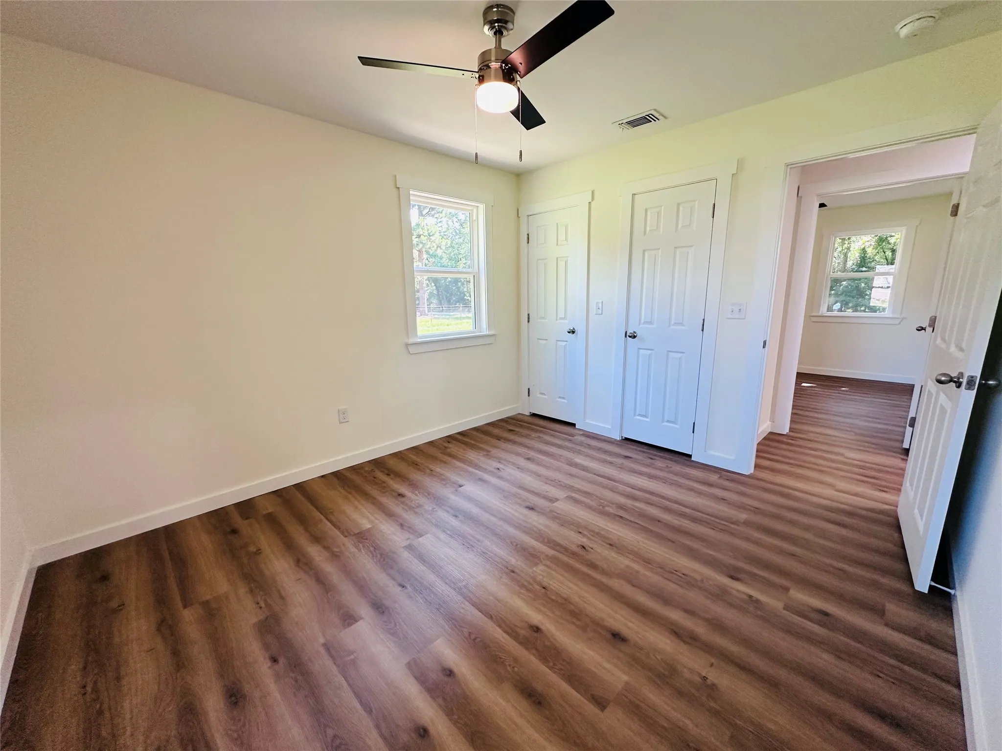 Single Family Residence For Sale in Henderson County , 2096 County Road 4817, Athens, Texas 75752, 4 Bedroom, 2 Bathroom, Garage spaces, 1,680 Sqft, built in 1970, mls#21279495, Real Estate Agent in Athens, Homes For Sale in Henderson county, Homes For Sale in Athens, Realtor in Athens Texas, Real Estate Brokerage Independent Realty Texas, Luminita Cordes Realtor