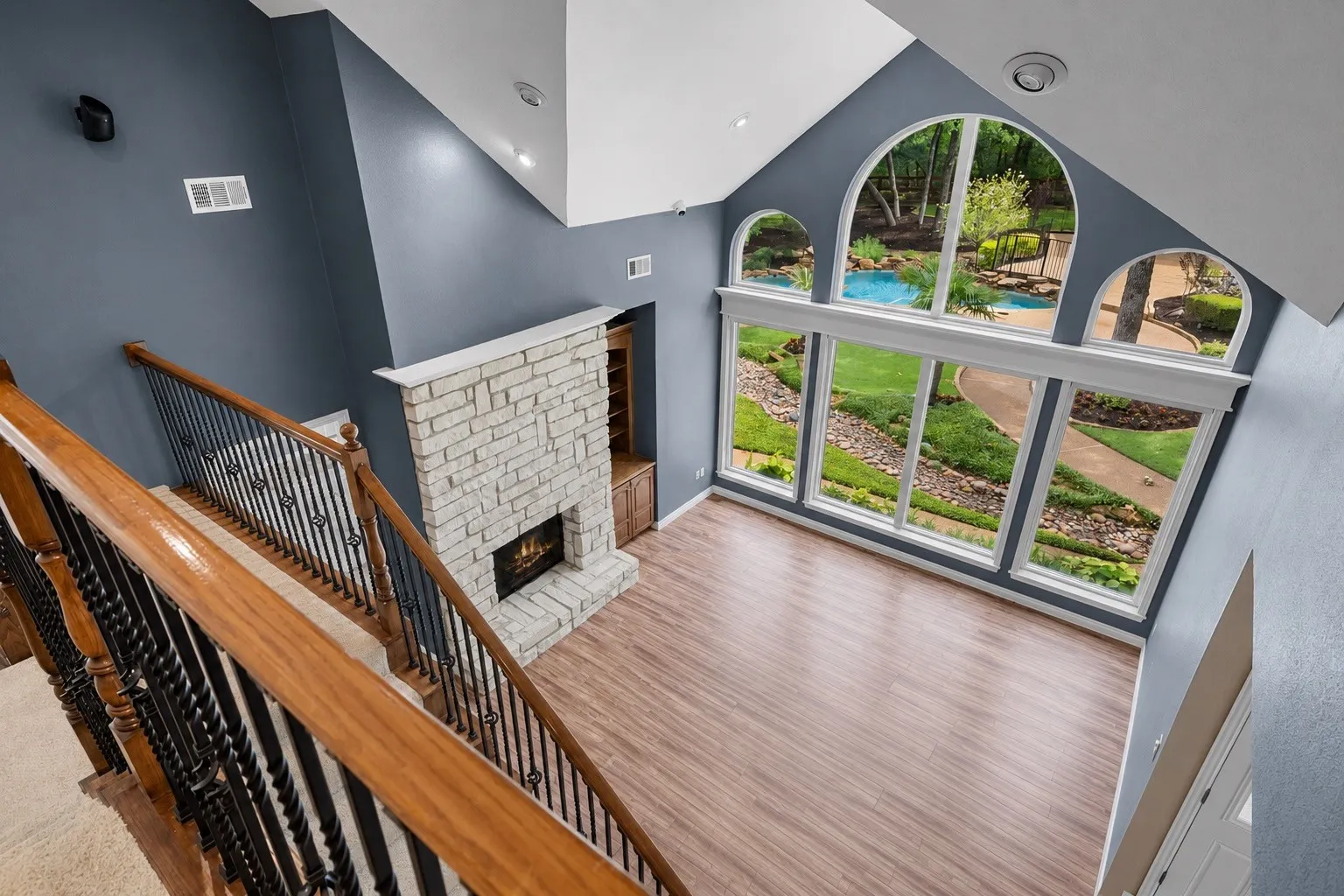Single Family Residence For Sale in Denton County , 3451 Serendipity Hills Trail, Corinth, Texas 76210, 4 Bedroom, 3 Bathroom, 4 Garage spaces, 3,399 Sqft, built in 1994, mls#21279143, Real Estate Agent in Corinth, Homes For Sale in Denton county, Homes For Sale in Corinth, Realtor in Corinth Texas, Real Estate Brokerage Independent Realty Texas, Luminita Cordes Realtor
