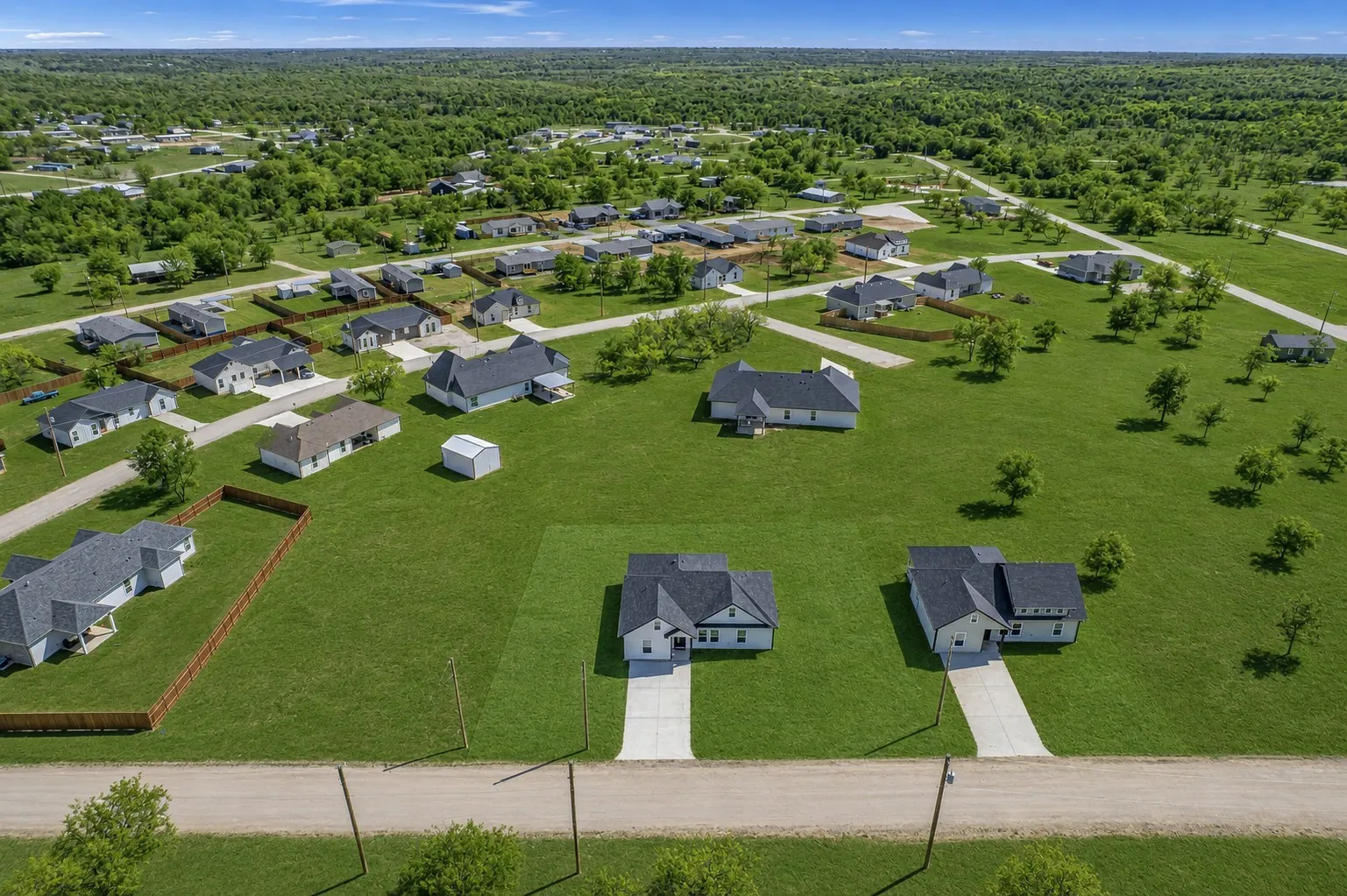 Single Family Residence For Sale in Wise County , 120 Brookview Drive, Bridgeport, Texas 76426, 4 Bedroom, 2 Bathroom, Garage spaces, 1,437 Sqft, built in 2025, mls#21274053, Real Estate Agent in Bridgeport, Homes For Sale in Wise county, Homes For Sale in Bridgeport, Realtor in Bridgeport Texas, Real Estate Brokerage Independent Realty Texas, Luminita Cordes Realtor