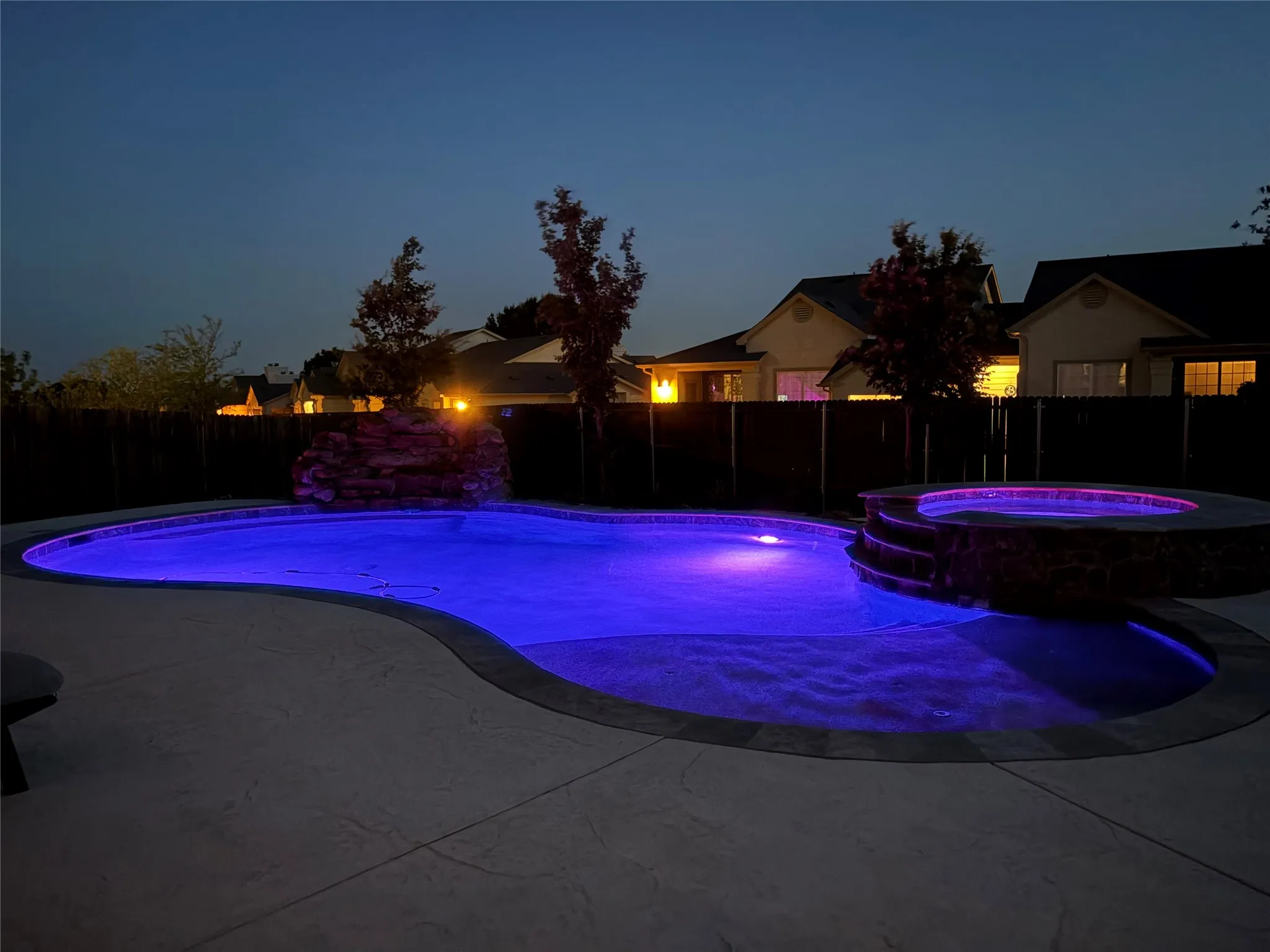 Create your own light show with the pool lights