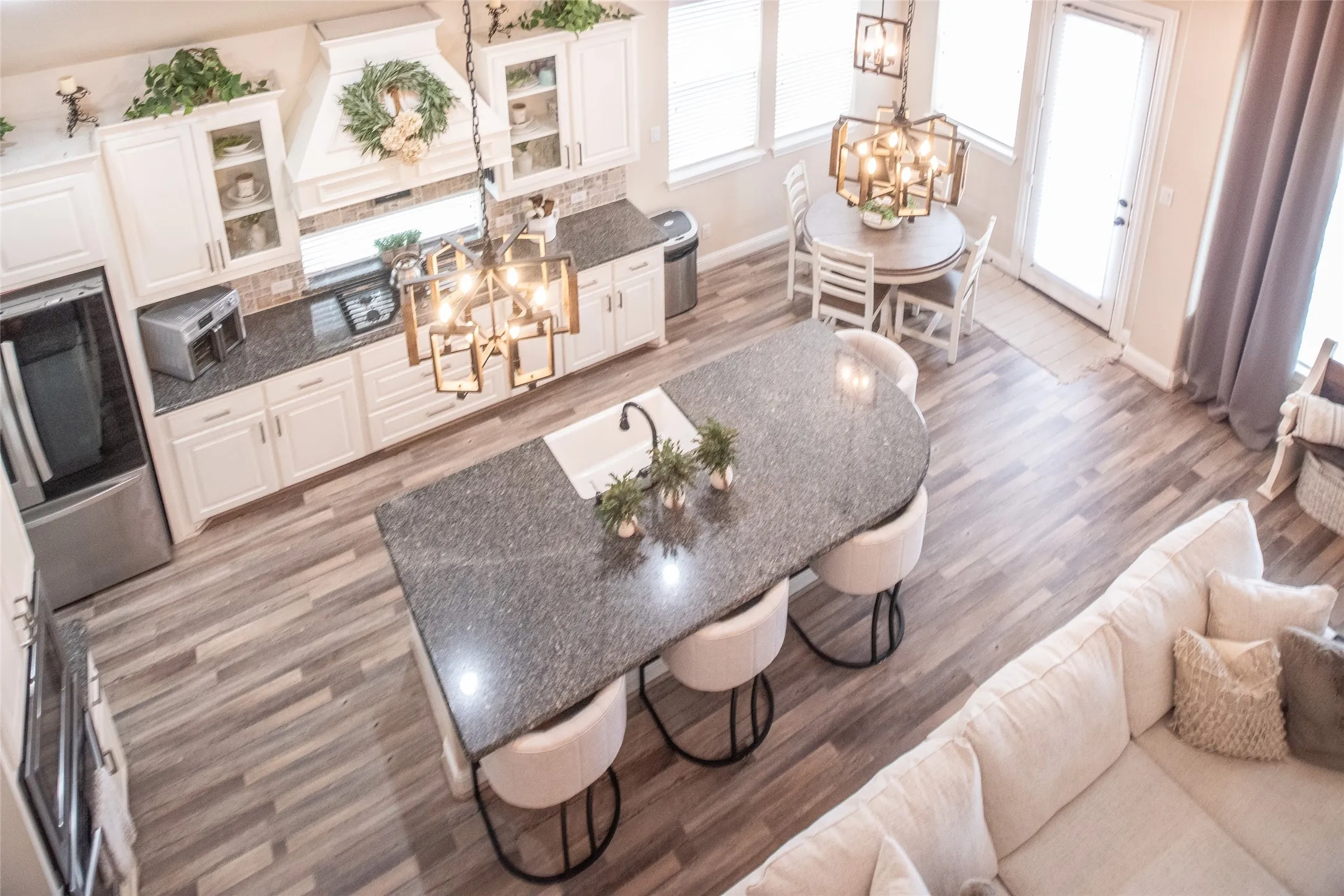 Single Family Residence For Sale in Dallas County , 338 Sagemeadow Road, Wylie, Texas 75098, 4 Bedrooms, 4 Bathrooms, 3 Garage spaces, 3,313 Sqft, built in 2018, Price $699,900, mls#21256063, Real Estate Agent in Wylie, Homes For Sale in Dallas county, Homes For Sale in Wylie, Realtor in Wylie Texas, Real Estate Brokerage Independent Realty Texas, Luminita Cordes Realtor
