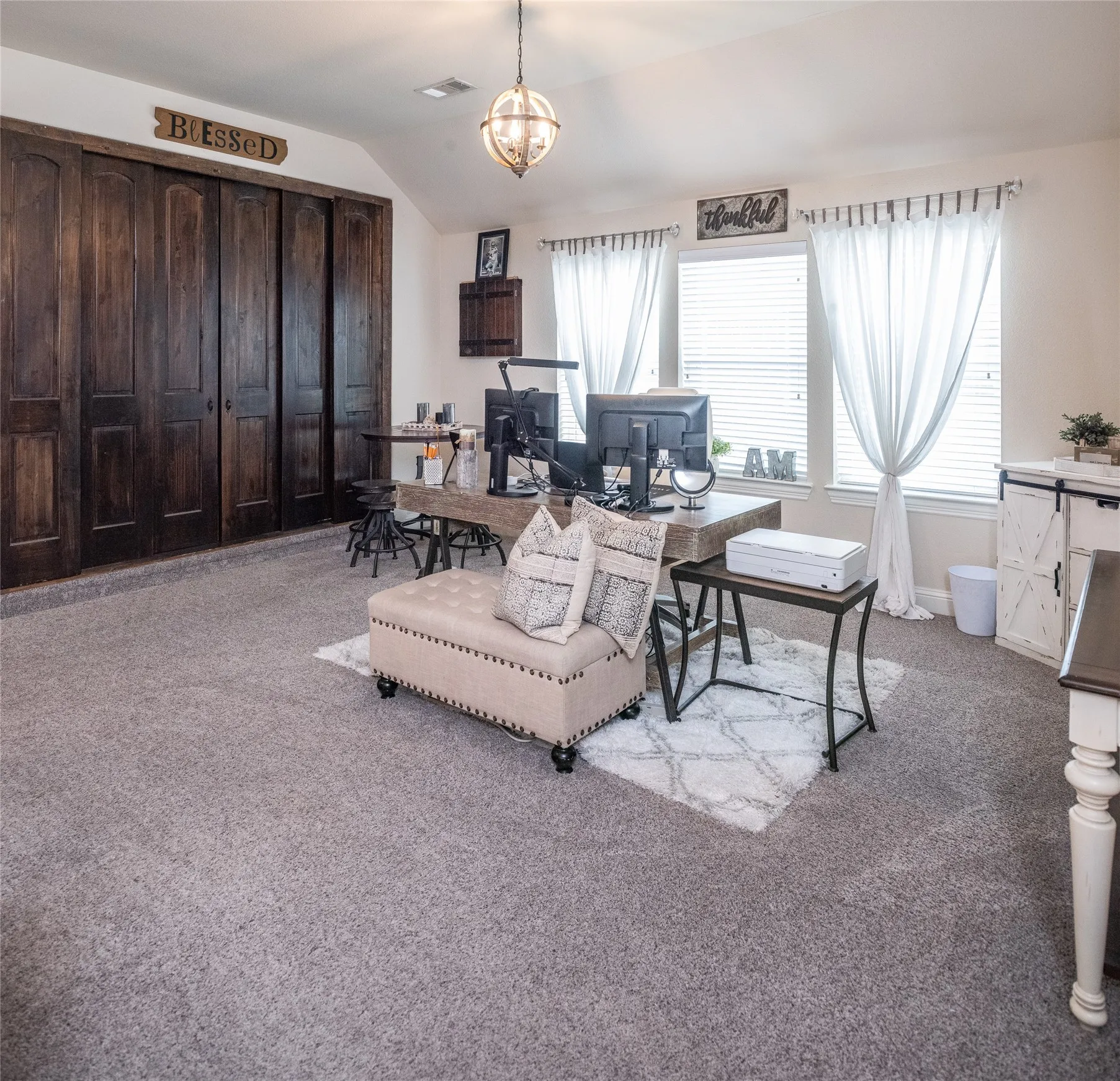 Single Family Residence For Sale in Dallas County , 338 Sagemeadow Road, Wylie, Texas 75098, 4 Bedrooms, 4 Bathrooms, 3 Garage spaces, 3,313 Sqft, built in 2018, Price $699,900, mls#21256063, Real Estate Agent in Wylie, Homes For Sale in Dallas county, Homes For Sale in Wylie, Realtor in Wylie Texas, Real Estate Brokerage Independent Realty Texas, Luminita Cordes Realtor