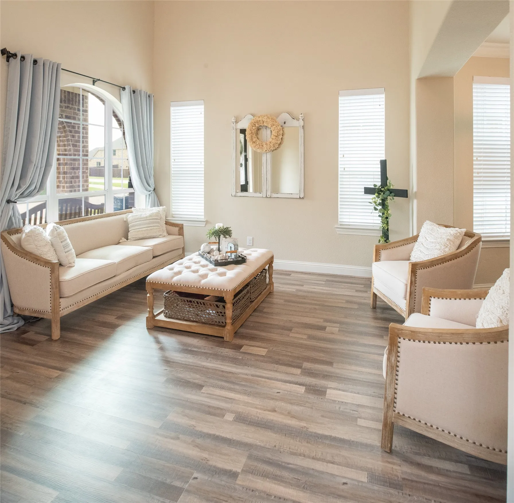 Single Family Residence For Sale in Dallas County , 338 Sagemeadow Road, Wylie, Texas 75098, 4 Bedrooms, 4 Bathrooms, 3 Garage spaces, 3,313 Sqft, built in 2018, Price $699,900, mls#21256063, Real Estate Agent in Wylie, Homes For Sale in Dallas county, Homes For Sale in Wylie, Realtor in Wylie Texas, Real Estate Brokerage Independent Realty Texas, Luminita Cordes Realtor