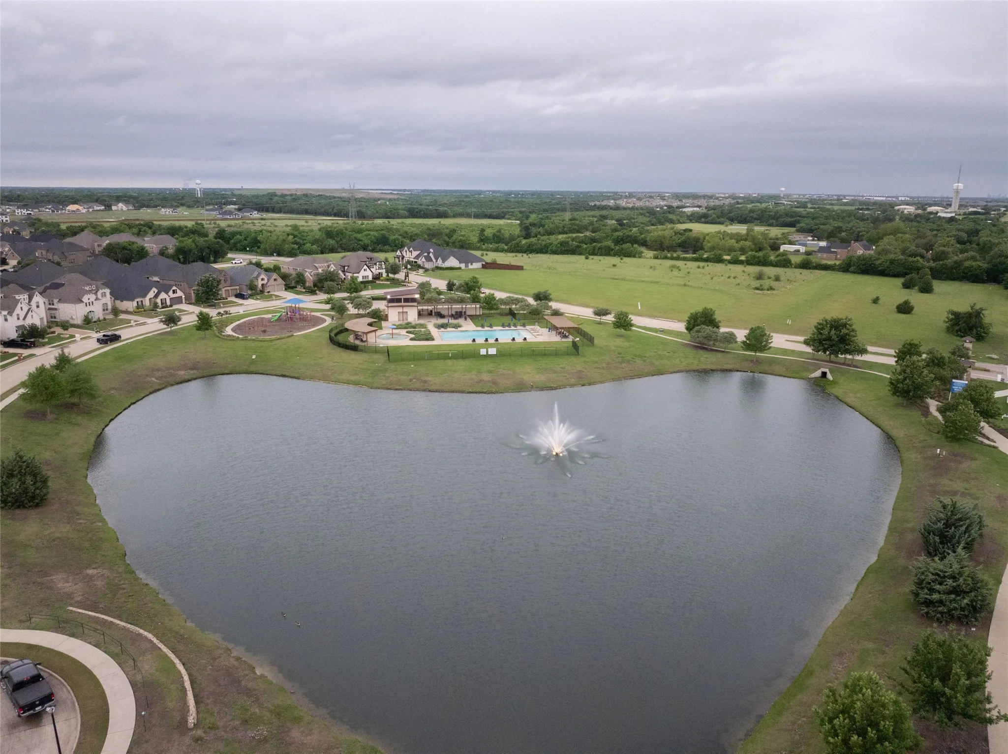 Single Family Residence For Sale in Dallas County , 338 Sagemeadow Road, Wylie, Texas 75098, 4 Bedrooms, 4 Bathrooms, 3 Garage spaces, 3,313 Sqft, built in 2018, Price $699,900, mls#21256063, Real Estate Agent in Wylie, Homes For Sale in Dallas county, Homes For Sale in Wylie, Realtor in Wylie Texas, Real Estate Brokerage Independent Realty Texas, Luminita Cordes Realtor