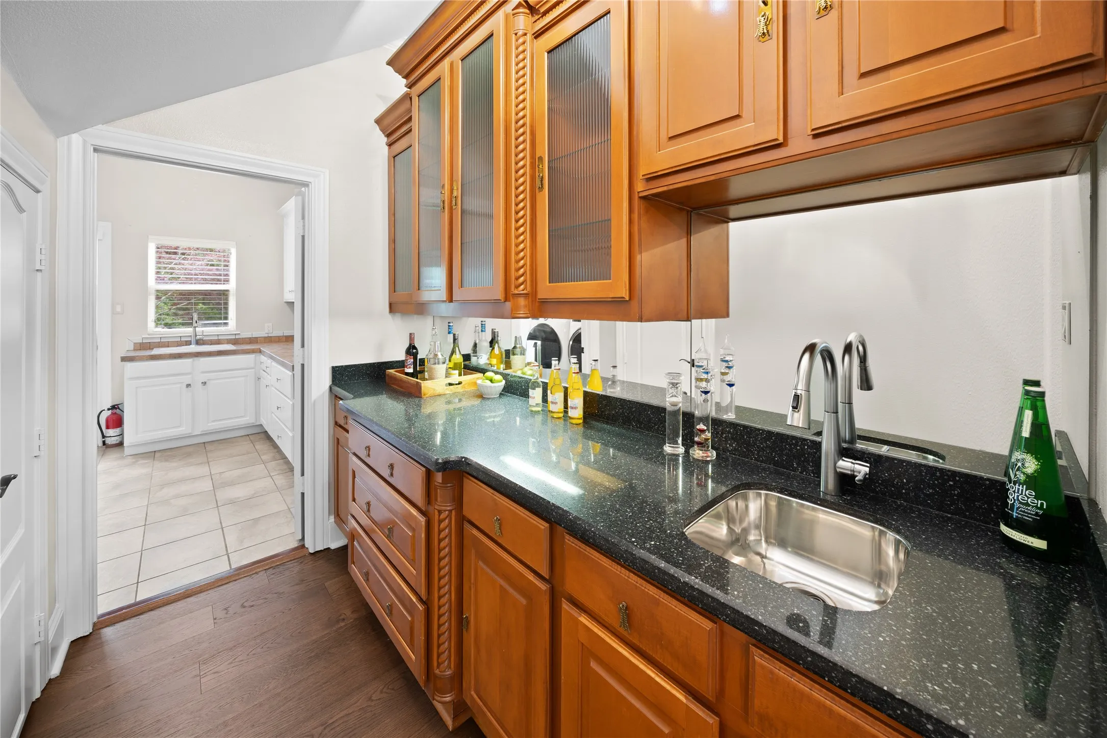 Single Family Residence For Sale in Smith County , 17110 Island Cove Road, Arp, Texas 75750, 5 Bedroom, 5 Bathroom, 5 Garage spaces, 4,122 Sqft, built in 2003, Price $1,850,000, mls#21279531, Real Estate Agent in Arp, Homes For Sale in Smith county, Homes For Sale in Arp, Realtor in Arp Texas, Real Estate Brokerage Independent Realty Texas, Luminita Cordes Realtor