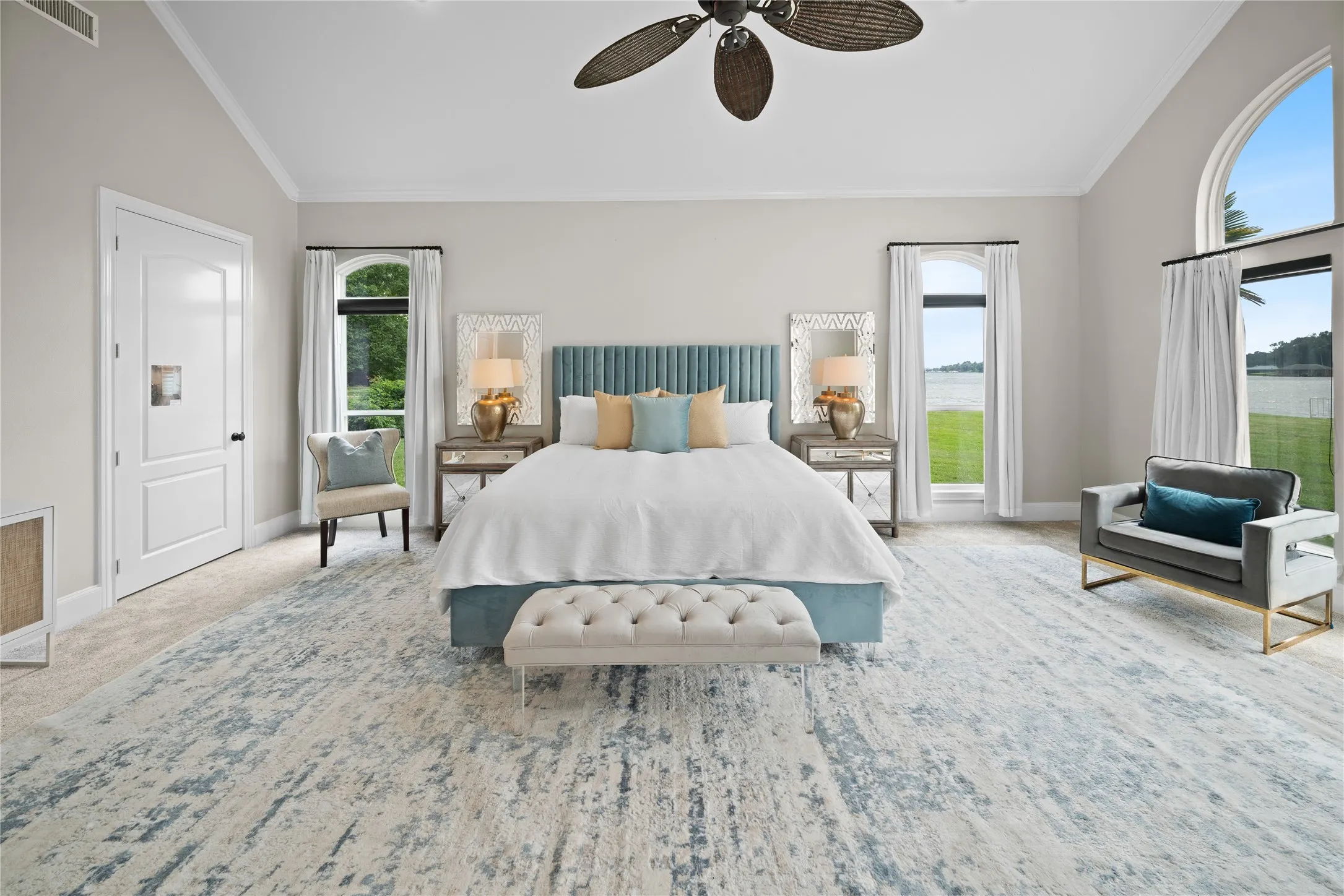 Single Family Residence For Sale in Smith County , 17110 Island Cove Road, Arp, Texas 75750, 5 Bedroom, 5 Bathroom, 5 Garage spaces, 4,122 Sqft, built in 2003, Price $1,850,000, mls#21279531, Real Estate Agent in Arp, Homes For Sale in Smith county, Homes For Sale in Arp, Realtor in Arp Texas, Real Estate Brokerage Independent Realty Texas, Luminita Cordes Realtor