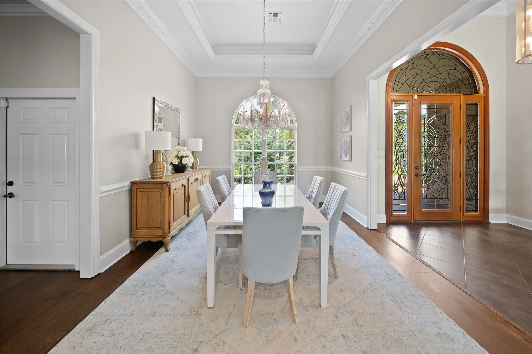 Single Family Residence For Sale in Smith County , 17110 Island Cove Road, Arp, Texas 75750, 5 Bedroom, 5 Bathroom, 5 Garage spaces, 4,122 Sqft, built in 2003, Price $1,850,000, mls#21279531, Real Estate Agent in Arp, Homes For Sale in Smith county, Homes For Sale in Arp, Realtor in Arp Texas, Real Estate Brokerage Independent Realty Texas, Luminita Cordes Realtor