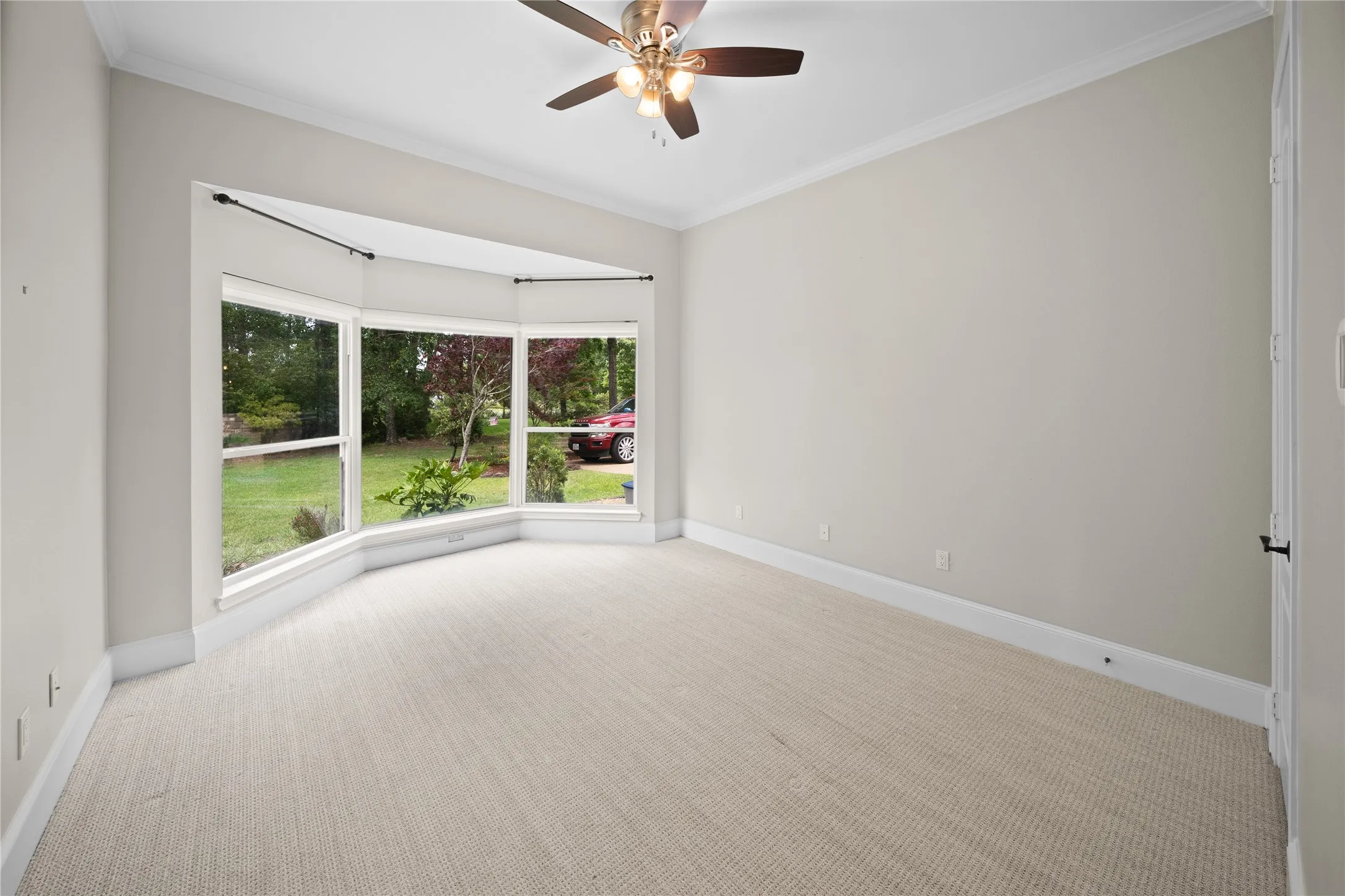 Single Family Residence For Sale in Smith County , 17110 Island Cove Road, Arp, Texas 75750, 5 Bedroom, 5 Bathroom, 5 Garage spaces, 4,122 Sqft, built in 2003, Price $1,850,000, mls#21279531, Real Estate Agent in Arp, Homes For Sale in Smith county, Homes For Sale in Arp, Realtor in Arp Texas, Real Estate Brokerage Independent Realty Texas, Luminita Cordes Realtor
