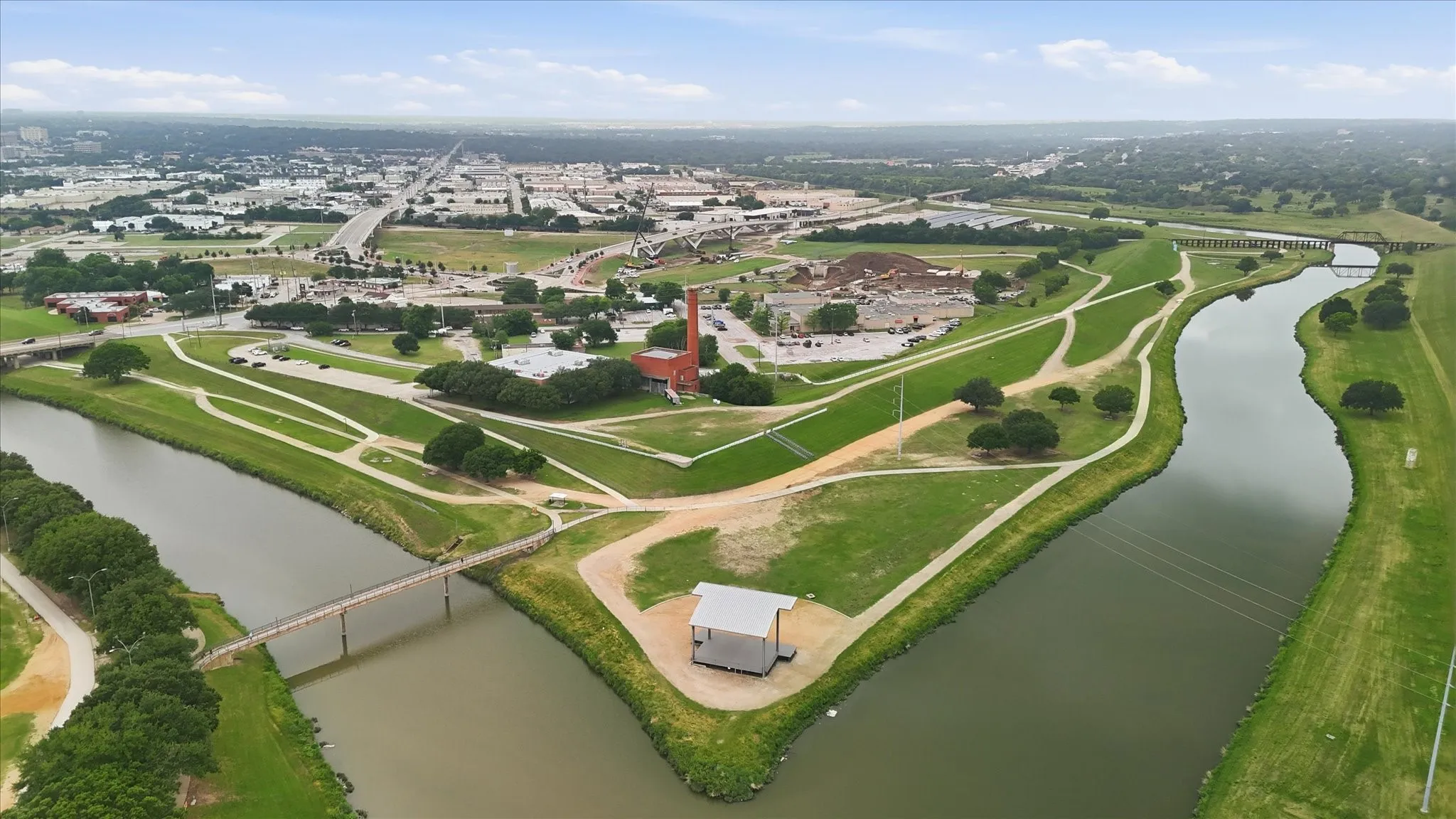 Condominium For Sale in Tarrant County , 410 Mills Street, Fort Worth, Texas 76102, 3 Bedroom, 4 Bathroom, 2 Garage spaces, 3,595 Sqft, built in 2004, Price $850,000, mls#21278720, Real Estate Agent in Fort Worth, Homes For Sale in Tarrant county, Homes For Sale in Fort Worth, Realtor in Fort Worth Texas, Real Estate Brokerage Independent Realty Texas, Luminita Cordes Realtor