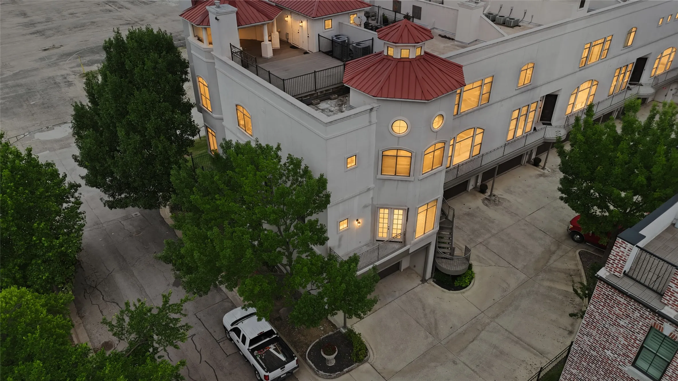 Large rooftop patio