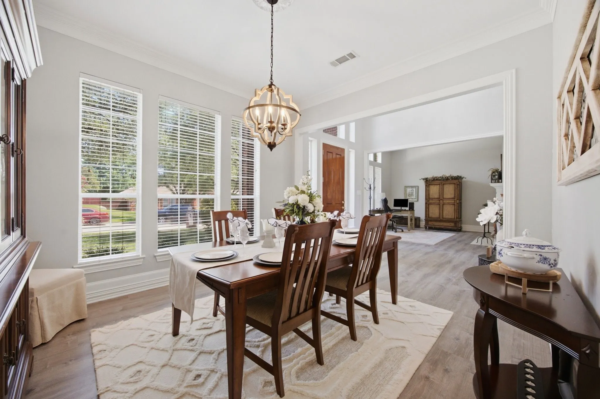 Single Family Residence For Sale in Rockwall County , 621 Liechty Court, Heath, Texas 75032, 5 Bedroom, 4 Bathroom, 3 Garage spaces, 3,740 Sqft, built in 1996, mls#21278324, Real Estate Agent in Heath, Homes For Sale in Rockwall county, Homes For Sale in Heath, Realtor in Heath Texas, Real Estate Brokerage Independent Realty Texas, Luminita Cordes Realtor