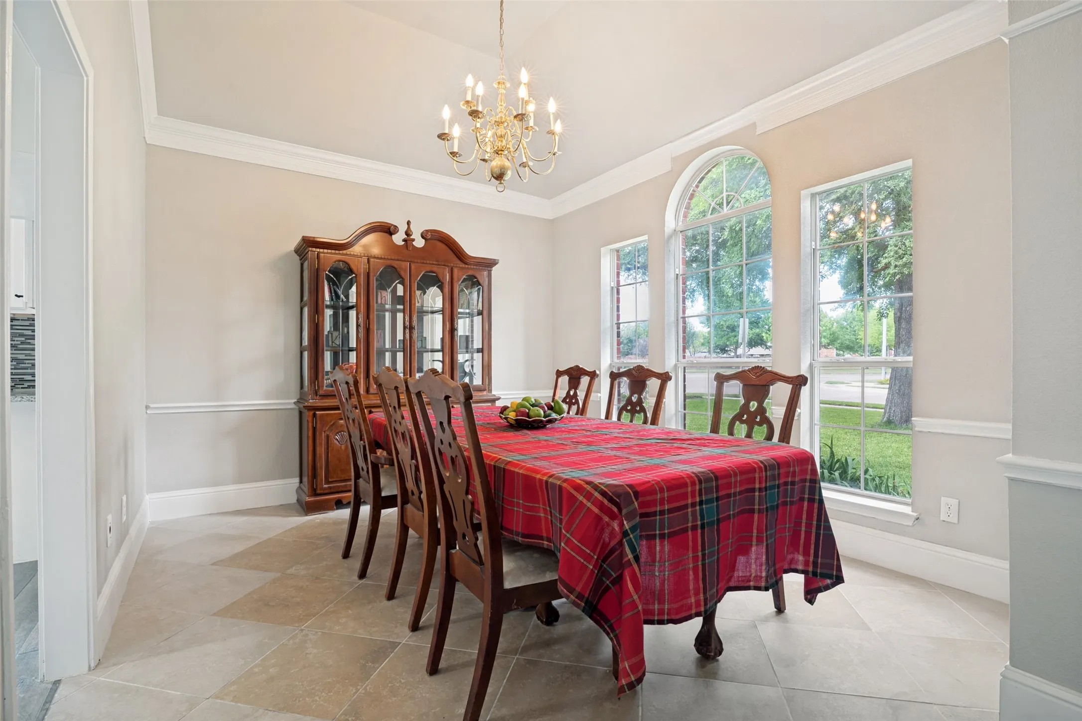 Single Family Residence For Sale in Collin County , 3631 Mackenzie Lane, Richardson, Texas 75082, 4 Bedroom, 3 Bathroom, 2 Garage spaces, 2,753 Sqft, built in 1994, mls#21279217, Real Estate Agent in Richardson, Homes For Sale in Collin county, Homes For Sale in Richardson, Realtor in Richardson Texas, Real Estate Brokerage Independent Realty Texas, Luminita Cordes Realtor