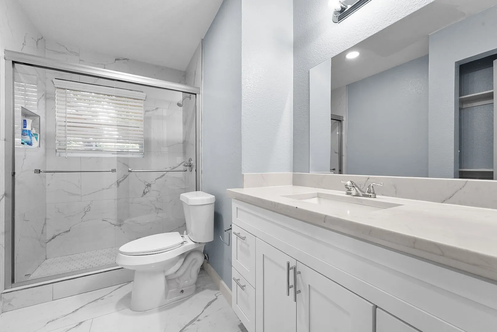 Single Family Residence For Sale in Collin County , 1425 Oakhill Drive, Plano, Texas 75075, 3 Bedroom, 2 Bathroom, 2 Garage spaces, 1,727 Sqft, built in 1963, mls#21279623, Real Estate Agent in Plano, Homes For Sale in Collin county, Homes For Sale in Plano, Realtor in Plano Texas, Real Estate Brokerage Independent Realty Texas, Luminita Cordes Realtor