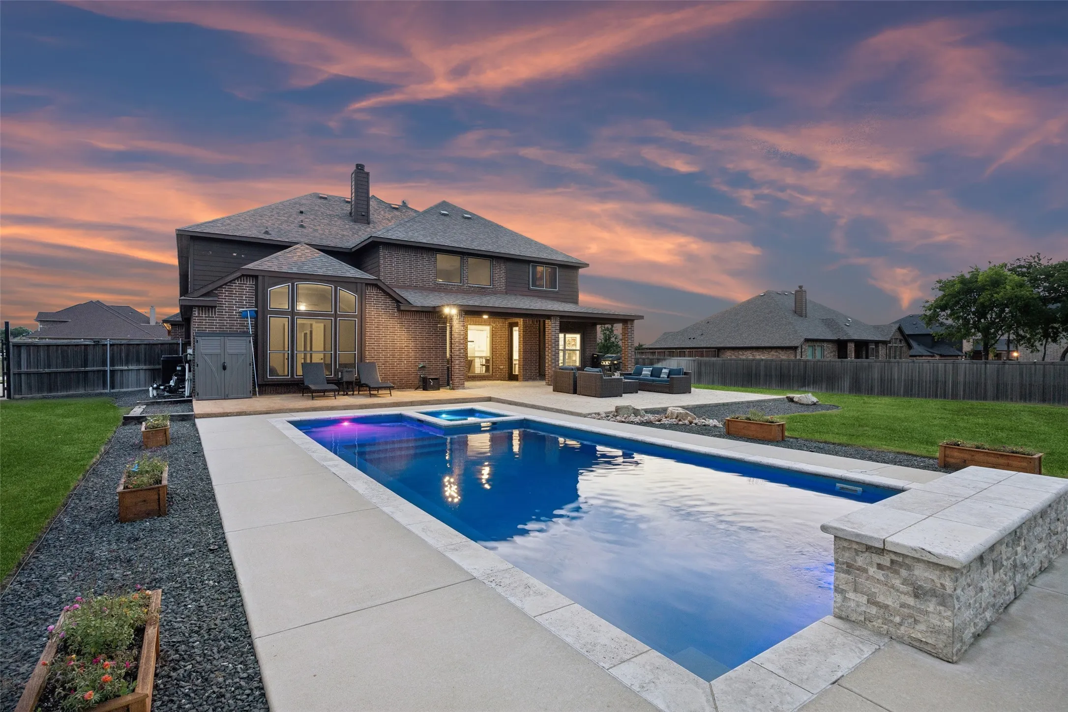 Single Family Residence For Sale in Ellis County , 1310 Billingsley Drive, Waxahachie, Texas 75167, 5 Bedroom, 4 Bathroom, 3 Garage spaces, 3,984 Sqft, built in 2017, mls#21277974, Real Estate Agent in Waxahachie, Homes For Sale in Ellis county, Homes For Sale in Waxahachie, Realtor in Waxahachie Texas, Real Estate Brokerage Independent Realty Texas, Luminita Cordes Realtor
