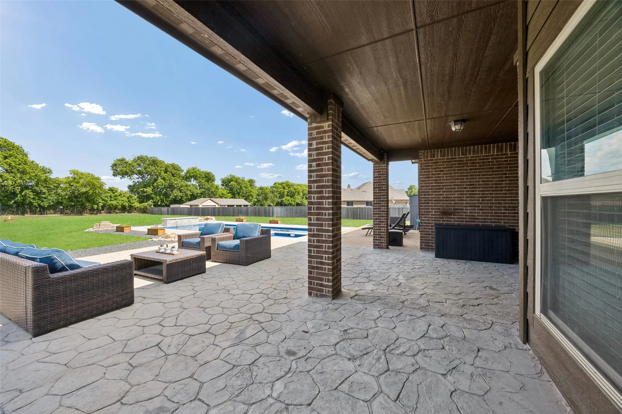 Single Family Residence For Sale in Ellis County , 1310 Billingsley Drive, Waxahachie, Texas 75167, 5 Bedroom, 4 Bathroom, 3 Garage spaces, 3,984 Sqft, built in 2017, mls#21277974, Real Estate Agent in Waxahachie, Homes For Sale in Ellis county, Homes For Sale in Waxahachie, Realtor in Waxahachie Texas, Real Estate Brokerage Independent Realty Texas, Luminita Cordes Realtor