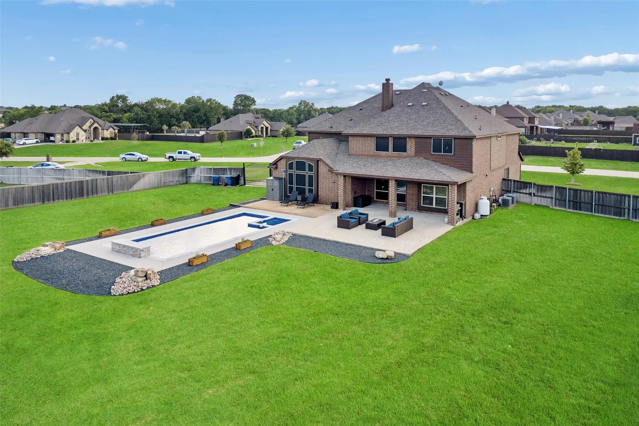 Single Family Residence For Sale in Ellis County , 1310 Billingsley Drive, Waxahachie, Texas 75167, 5 Bedroom, 4 Bathroom, 3 Garage spaces, 3,984 Sqft, built in 2017, mls#21277974, Real Estate Agent in Waxahachie, Homes For Sale in Ellis county, Homes For Sale in Waxahachie, Realtor in Waxahachie Texas, Real Estate Brokerage Independent Realty Texas, Luminita Cordes Realtor