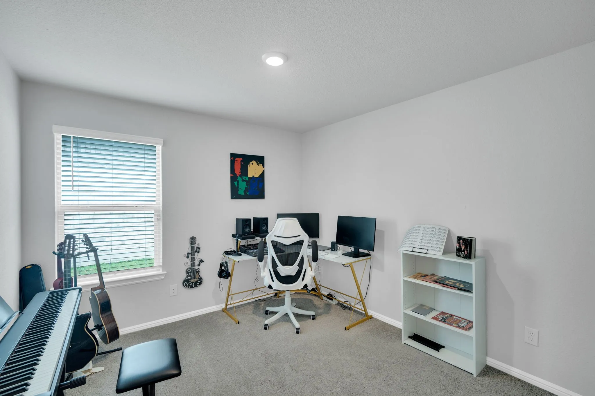 Single Family Residence For Sale in Denton County , 16620 Portage Street, Justin, Texas 76247, 4 Bedroom, 2 Bathroom, 2 Garage spaces, 1,738 Sqft, built in 2022, mls#21278372, Real Estate Agent in Justin, Homes For Sale in Denton county, Homes For Sale in Justin, Realtor in Justin Texas, Real Estate Brokerage Independent Realty Texas, Luminita Cordes Realtor