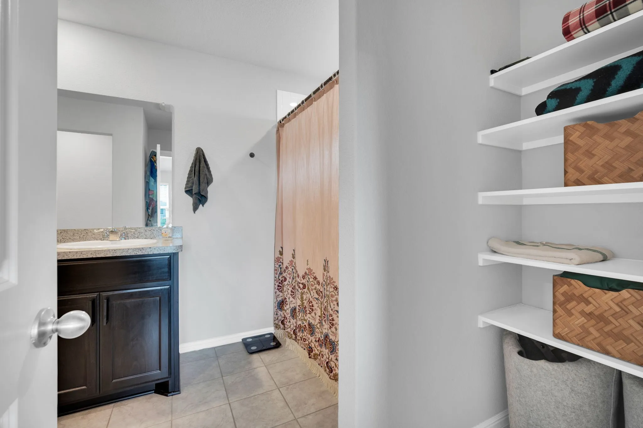 Single Family Residence For Sale in Denton County , 16620 Portage Street, Justin, Texas 76247, 4 Bedroom, 2 Bathroom, 2 Garage spaces, 1,738 Sqft, built in 2022, mls#21278372, Real Estate Agent in Justin, Homes For Sale in Denton county, Homes For Sale in Justin, Realtor in Justin Texas, Real Estate Brokerage Independent Realty Texas, Luminita Cordes Realtor