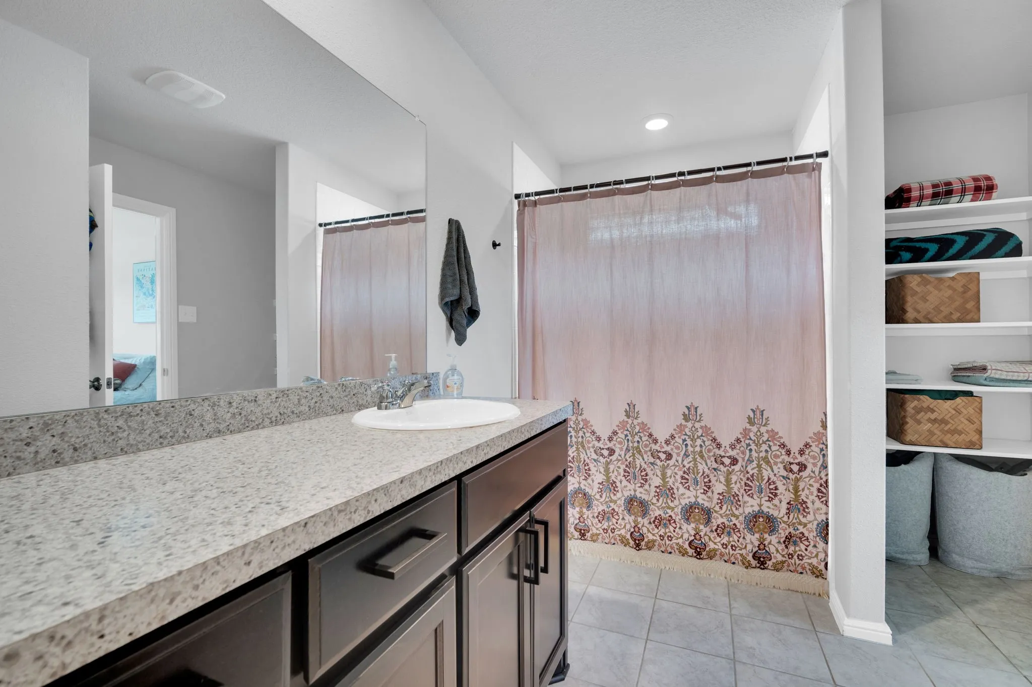 Single Family Residence For Sale in Denton County , 16620 Portage Street, Justin, Texas 76247, 4 Bedroom, 2 Bathroom, 2 Garage spaces, 1,738 Sqft, built in 2022, mls#21278372, Real Estate Agent in Justin, Homes For Sale in Denton county, Homes For Sale in Justin, Realtor in Justin Texas, Real Estate Brokerage Independent Realty Texas, Luminita Cordes Realtor