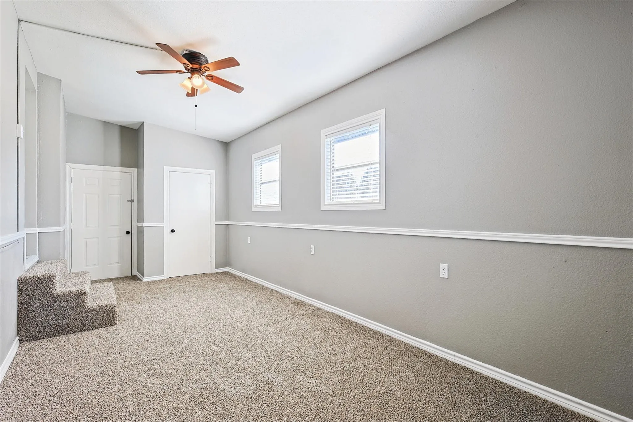 Single Family Residence For Sale in Tarrant County , 3120 Sappington Place, Fort Worth, Texas 76116, 4 Bedroom, 1 Bathroom, 1 Garage spaces, 1,365 Sqft, built in 1946, mls#21279650, Real Estate Agent in Fort Worth, Homes For Sale in Tarrant county, Homes For Sale in Fort Worth, Realtor in Fort Worth Texas, Real Estate Brokerage Independent Realty Texas, Luminita Cordes Realtor