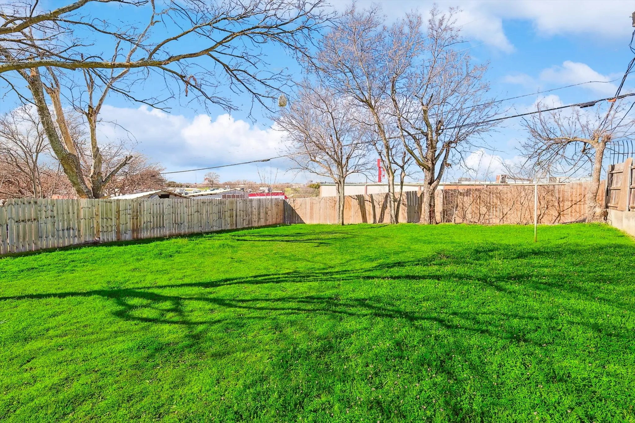 Single Family Residence For Sale in Tarrant County , 3120 Sappington Place, Fort Worth, Texas 76116, 4 Bedroom, 1 Bathroom, 1 Garage spaces, 1,365 Sqft, built in 1946, mls#21279650, Real Estate Agent in Fort Worth, Homes For Sale in Tarrant county, Homes For Sale in Fort Worth, Realtor in Fort Worth Texas, Real Estate Brokerage Independent Realty Texas, Luminita Cordes Realtor