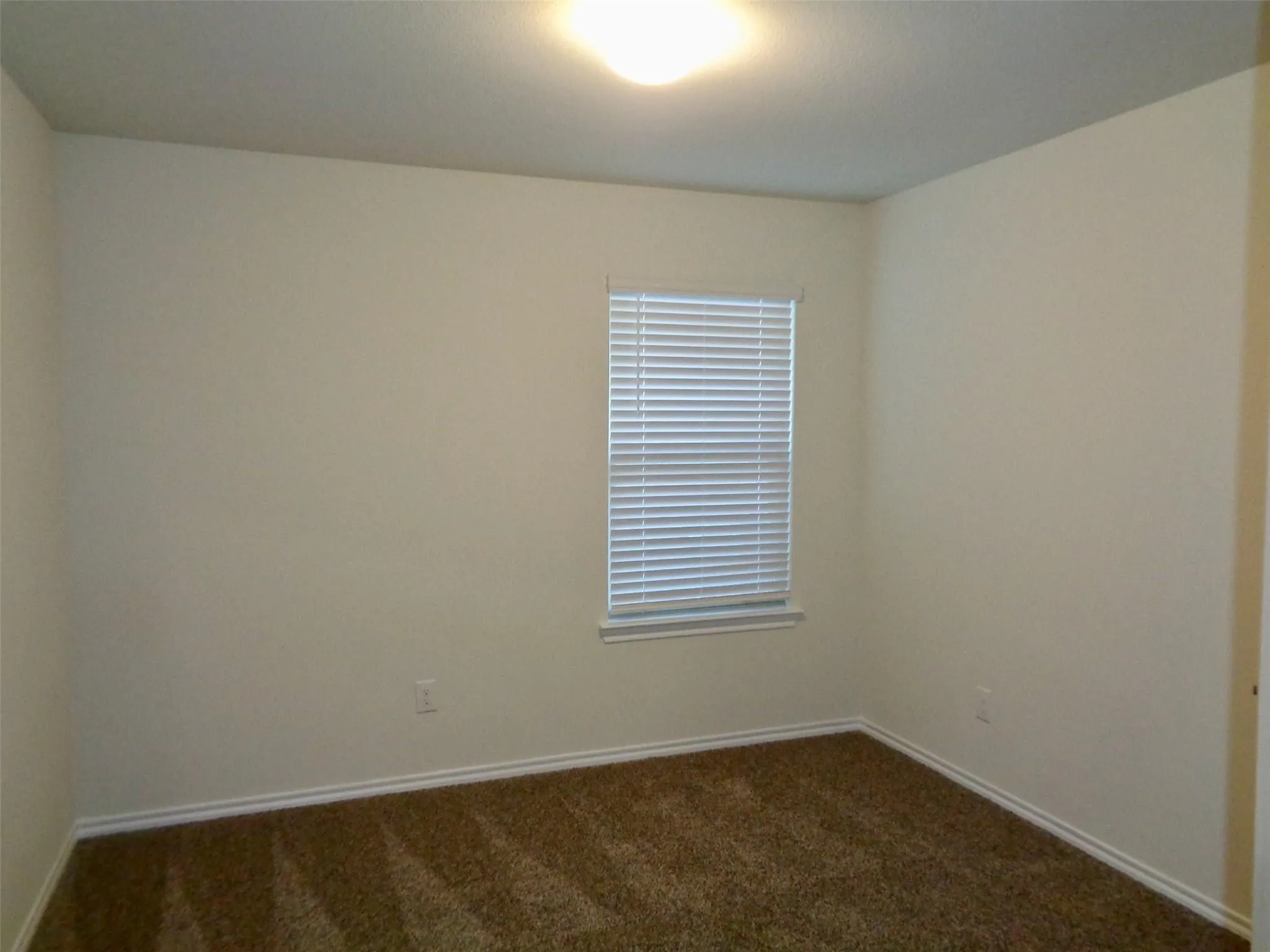 Single Family Residence For Rent in Collin County , 1806 Yale Street, Farmersville, Texas 75442, 4 Bedroom, 2 Bathroom, 2 Garage spaces, 1,650 Sqft, built in 2019, mls#21279659, Real Estate Agent in Farmersville, Homes For Rent in Collin county, Homes For Rent in Farmersville, Realtor in Farmersville Texas, Real Estate Brokerage Independent Realty Texas, Luminita Cordes Realtor