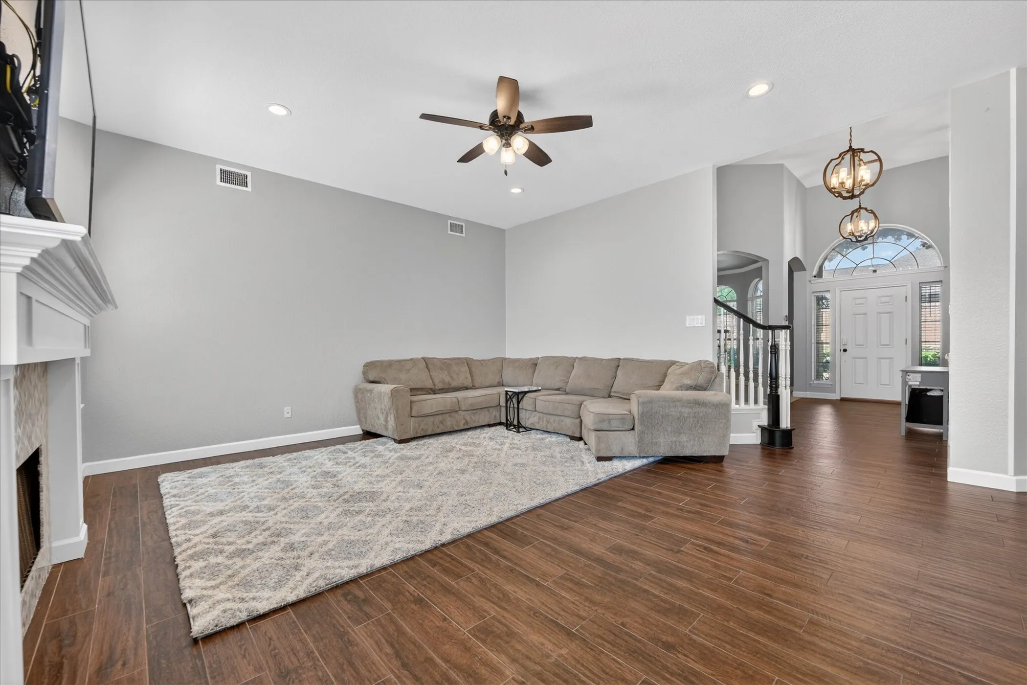 Super Spacious Living