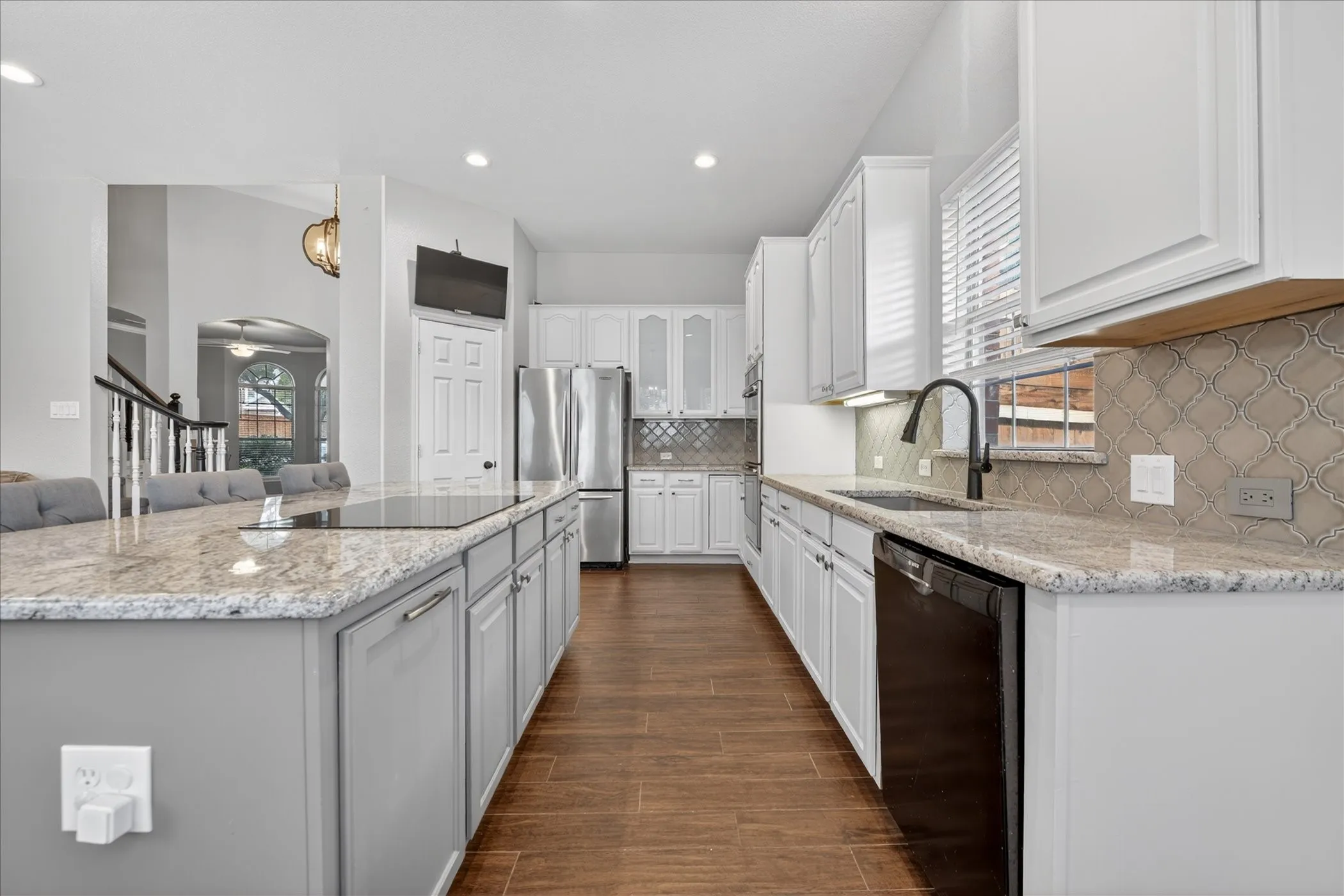 Tons of Counter Space!