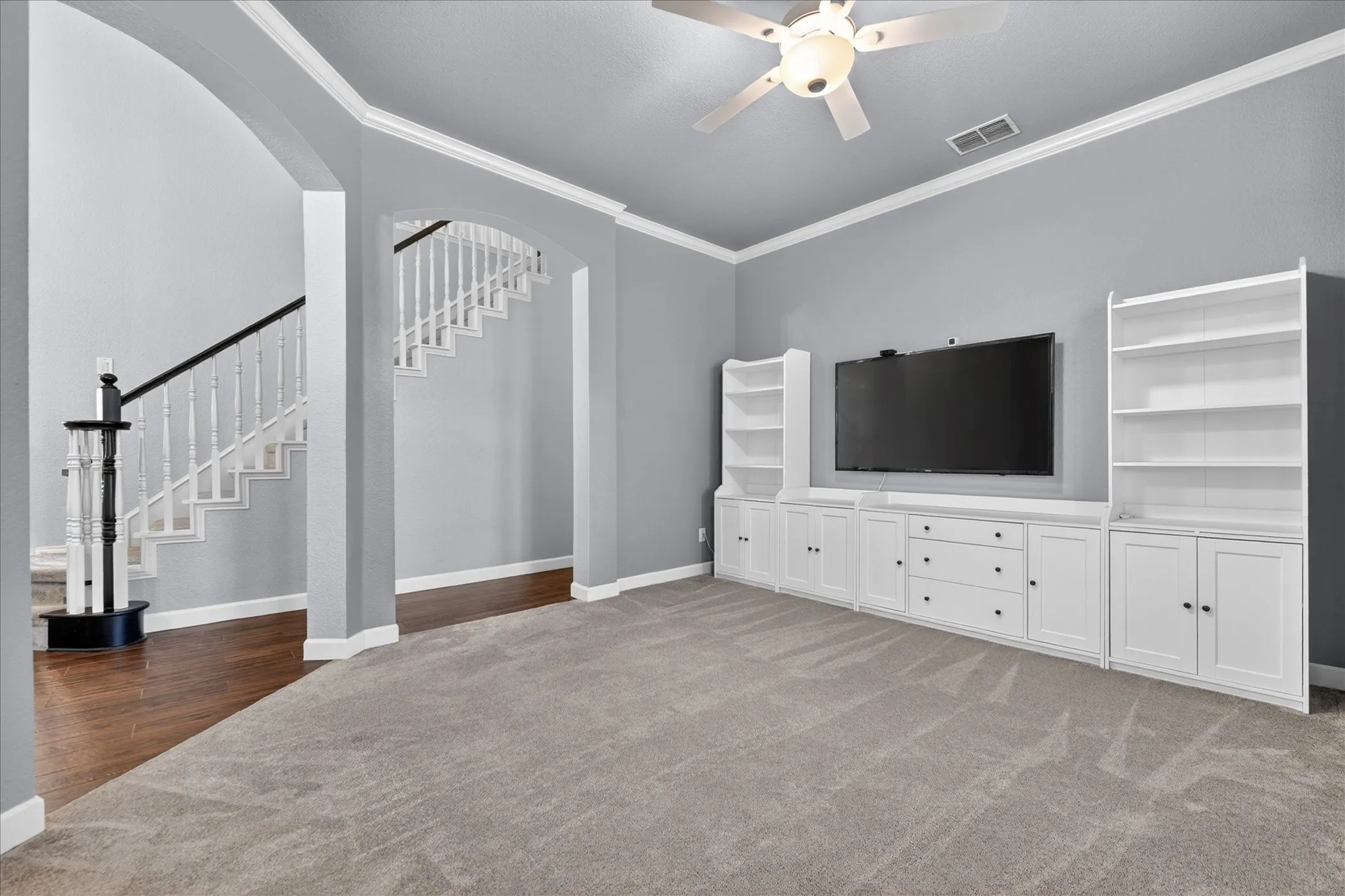 Single Family Residence For Sale in Collin County , 9708 Congressional Drive, Plano, Texas 75025, 5 Bedroom, 3 Bathroom, 2 Garage spaces, 3,216 Sqft, built in 1996, mls#21184230, Real Estate Agent in Plano, Homes For Sale in Collin county, Homes For Sale in Plano, Realtor in Plano Texas, Real Estate Brokerage Independent Realty Texas, Luminita Cordes Realtor