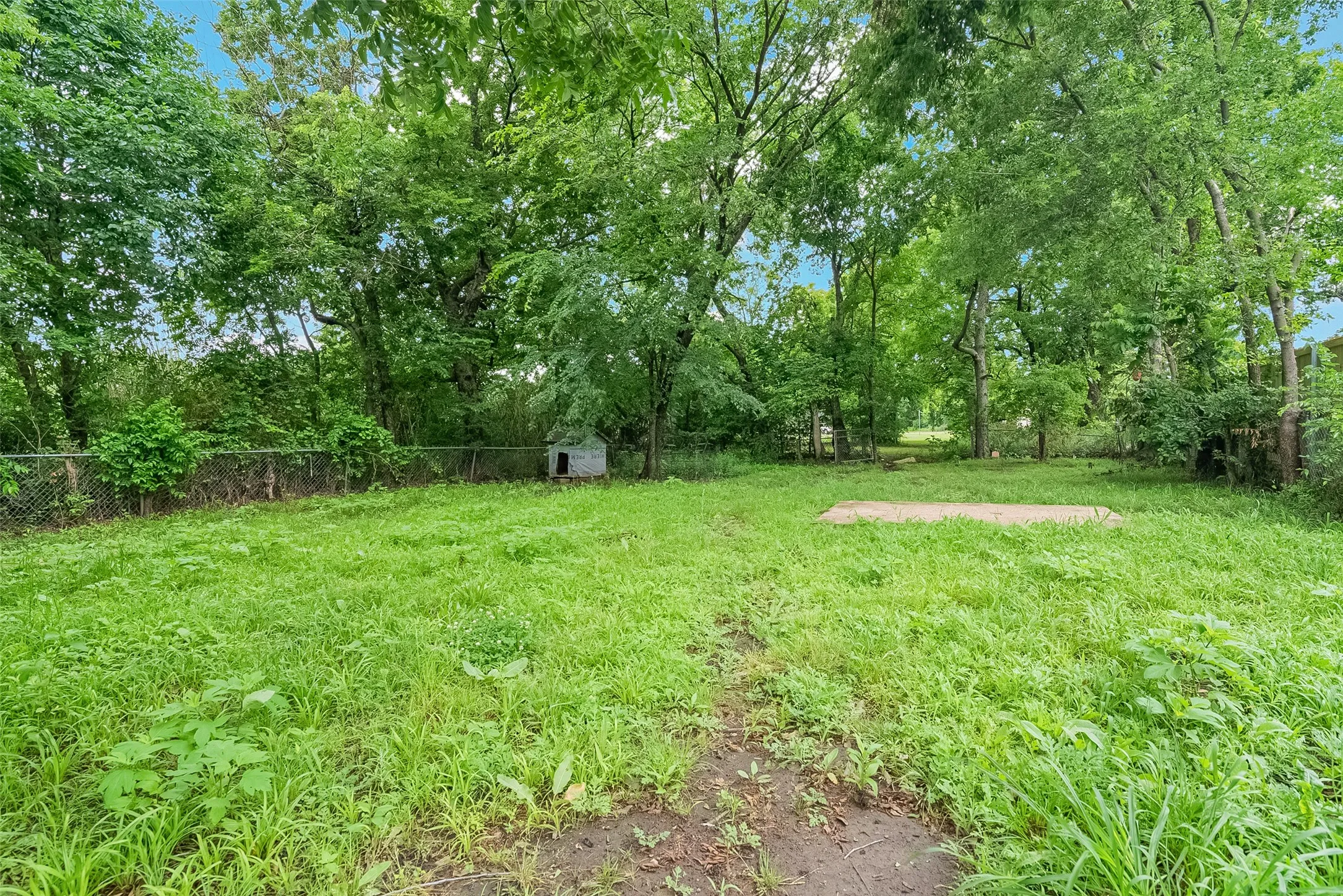 Single Family Residence For Sale in Grayson County , 627 E Pacific Street, Sherman, Texas 75090, 3 Bedroom, 2 Bathroom, Garage spaces, 1,280 Sqft, built in 1950, mls#21277616, Real Estate Agent in Sherman, Homes For Sale in Grayson county, Homes For Sale in Sherman, Realtor in Sherman Texas, Real Estate Brokerage Independent Realty Texas, Luminita Cordes Realtor