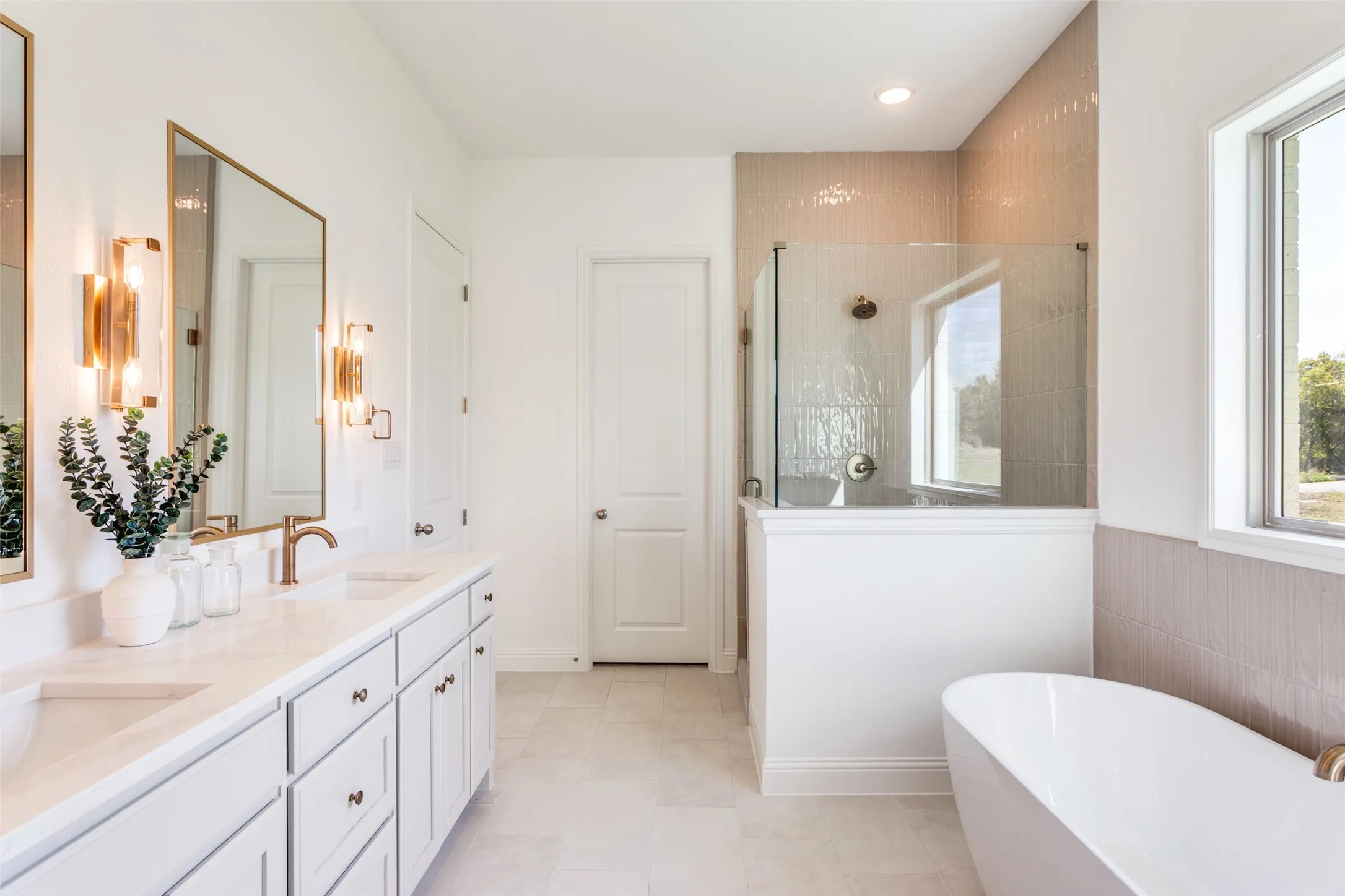 Single Family Residence For Sale in Parker County , 1001 Emery Court, Weatherford, Texas 76087, 3 Bedroom, 3 Bathroom, 3 Garage spaces, 2,670 Sqft, built in 2025, mls#21279600, Real Estate Agent in Weatherford, Homes For Sale in Parker county, Homes For Sale in Weatherford, Realtor in Weatherford Texas, Real Estate Brokerage Independent Realty Texas, Luminita Cordes Realtor