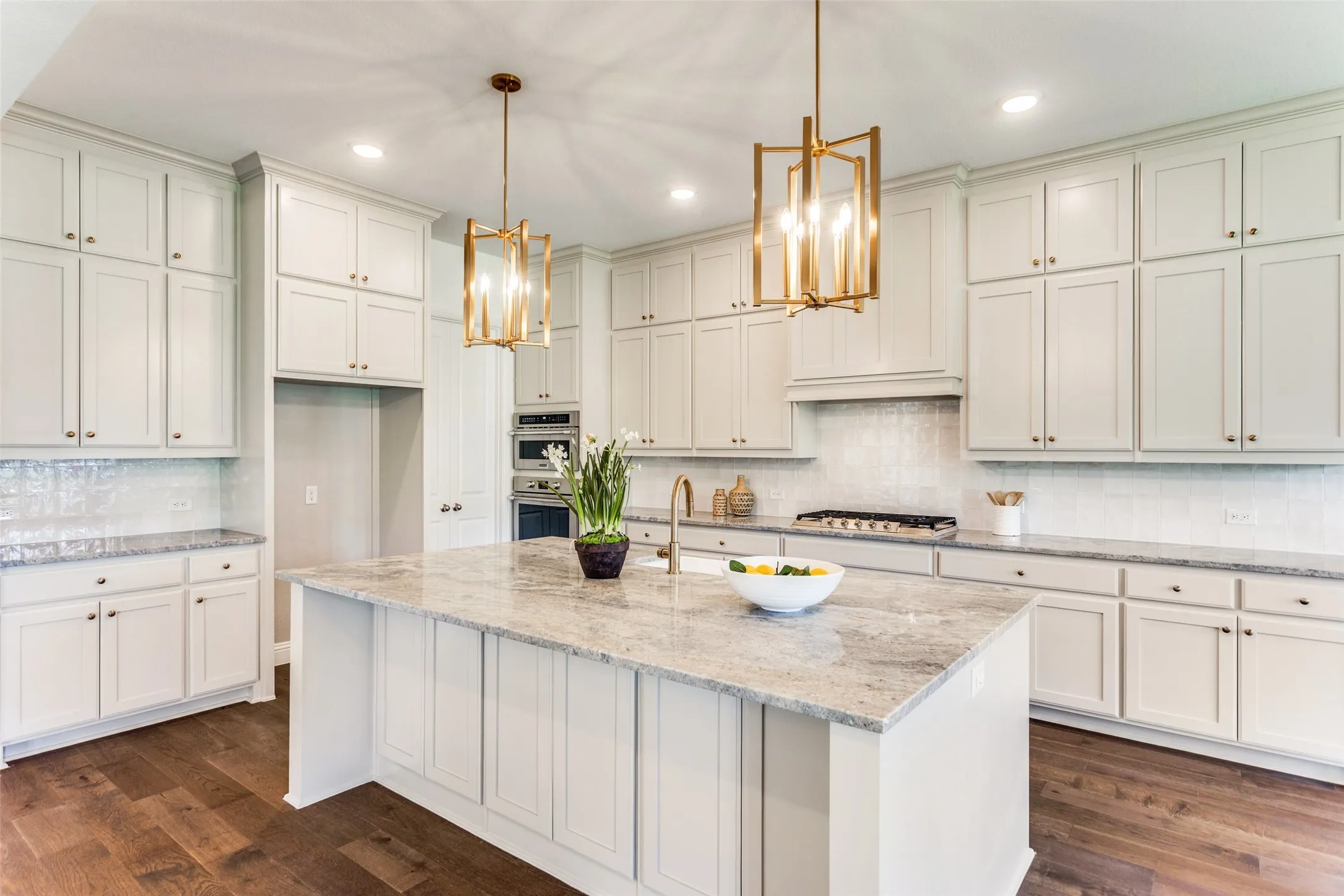 Single Family Residence For Sale in Parker County , 1001 Emery Court, Weatherford, Texas 76087, 3 Bedroom, 3 Bathroom, 3 Garage spaces, 2,670 Sqft, built in 2025, mls#21279600, Real Estate Agent in Weatherford, Homes For Sale in Parker county, Homes For Sale in Weatherford, Realtor in Weatherford Texas, Real Estate Brokerage Independent Realty Texas, Luminita Cordes Realtor