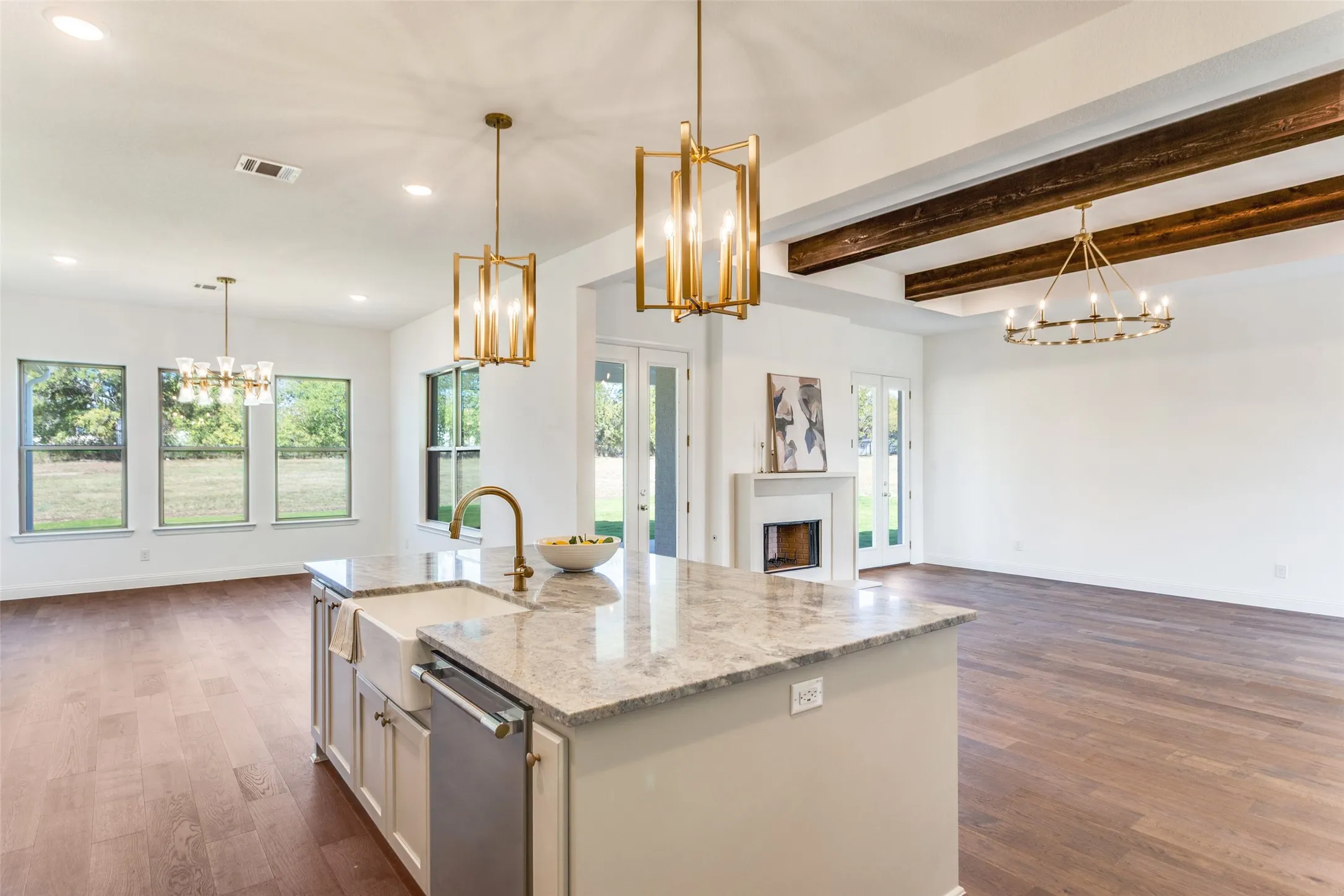 Single Family Residence For Sale in Parker County , 1001 Emery Court, Weatherford, Texas 76087, 3 Bedroom, 3 Bathroom, 3 Garage spaces, 2,670 Sqft, built in 2025, mls#21279600, Real Estate Agent in Weatherford, Homes For Sale in Parker county, Homes For Sale in Weatherford, Realtor in Weatherford Texas, Real Estate Brokerage Independent Realty Texas, Luminita Cordes Realtor